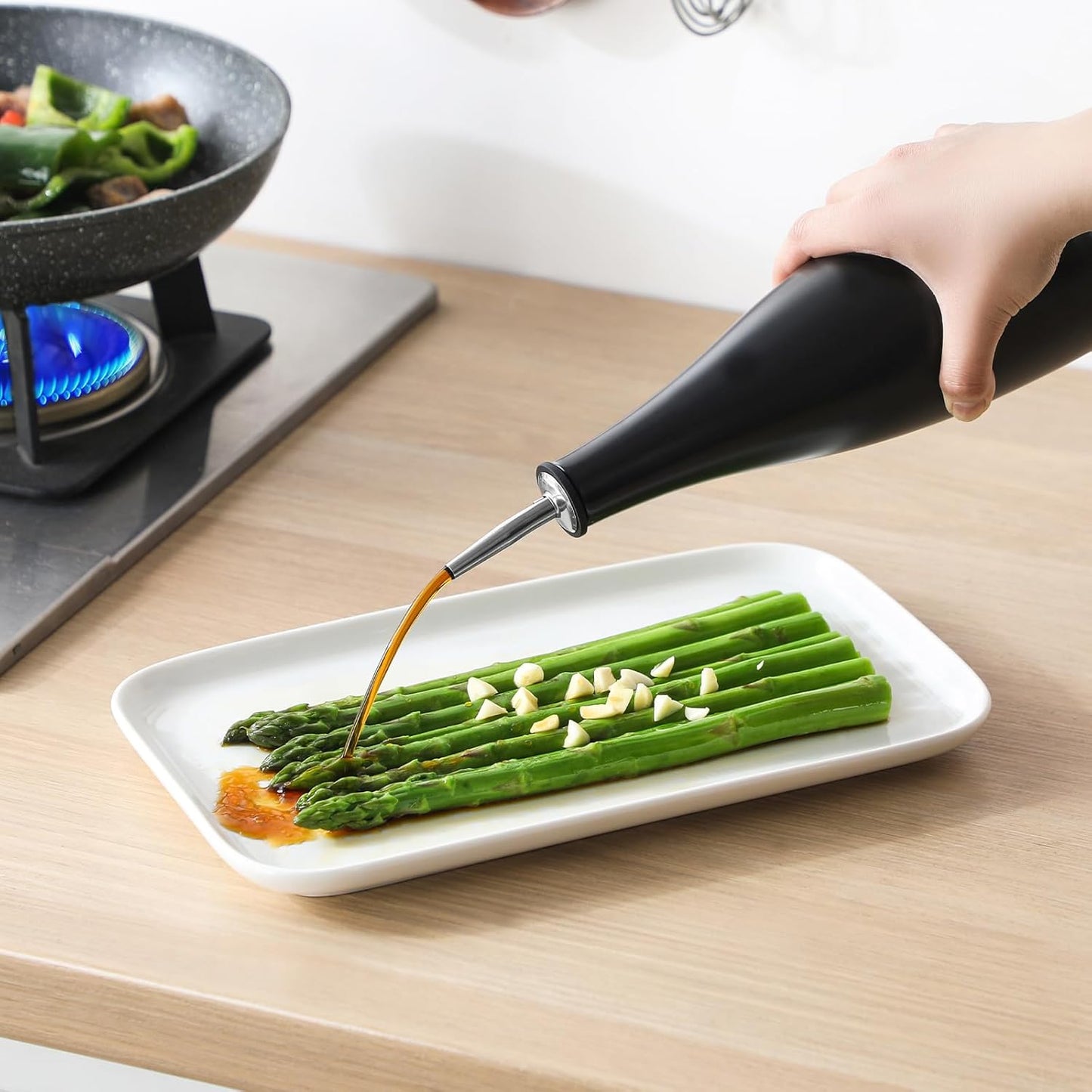 vancasso 16 Oz Ceramic Olive Oil Dispenser Bottle, Bottle Dispenser with Spout and Funnel for Kitchen,Suitable for Oil, Vinegar, Coffee Syrups & Other Liquids,BK