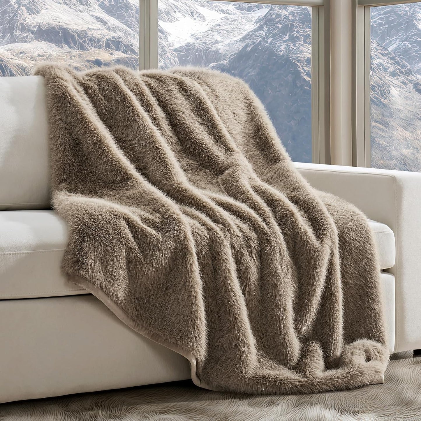 Luxury Faux Fur Throw Blanket, Soft Fluffy Faux Mink Blankets for Bed, Couch, Sofa, Thick Cozy Plush Warm Fur Throws with Reversible Velvet, Natural Mink, 60"x80"