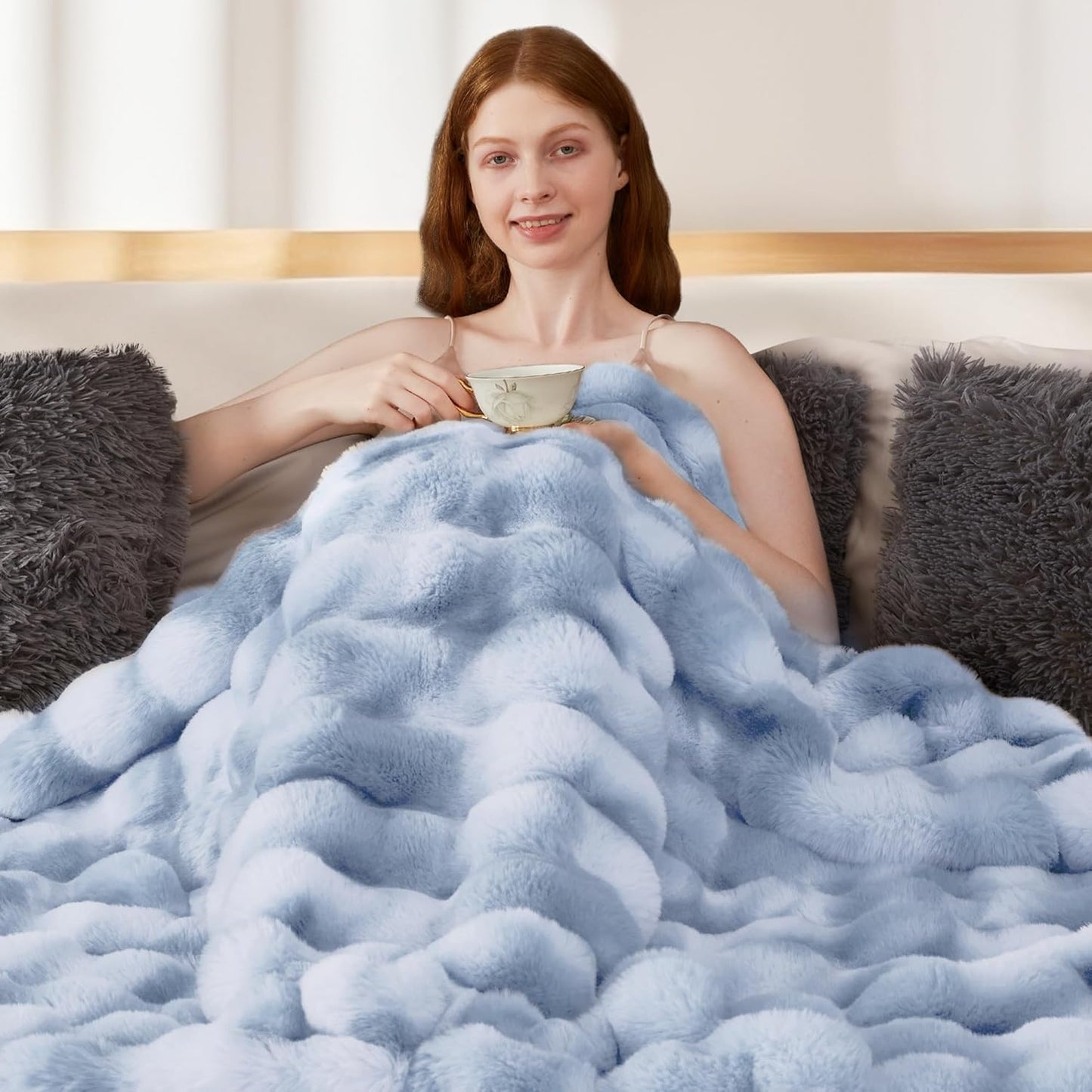 Touchat Luxury 1000GSM Rabbit Faux Fur Blanket, Super Heavy Warm Cozy Brown Blankets for Couch Bed Sofa, Ruched Plush Fuzzy Elegant Soft Reversible Mink Blanket Living Room Bedroom, 90" x 90"