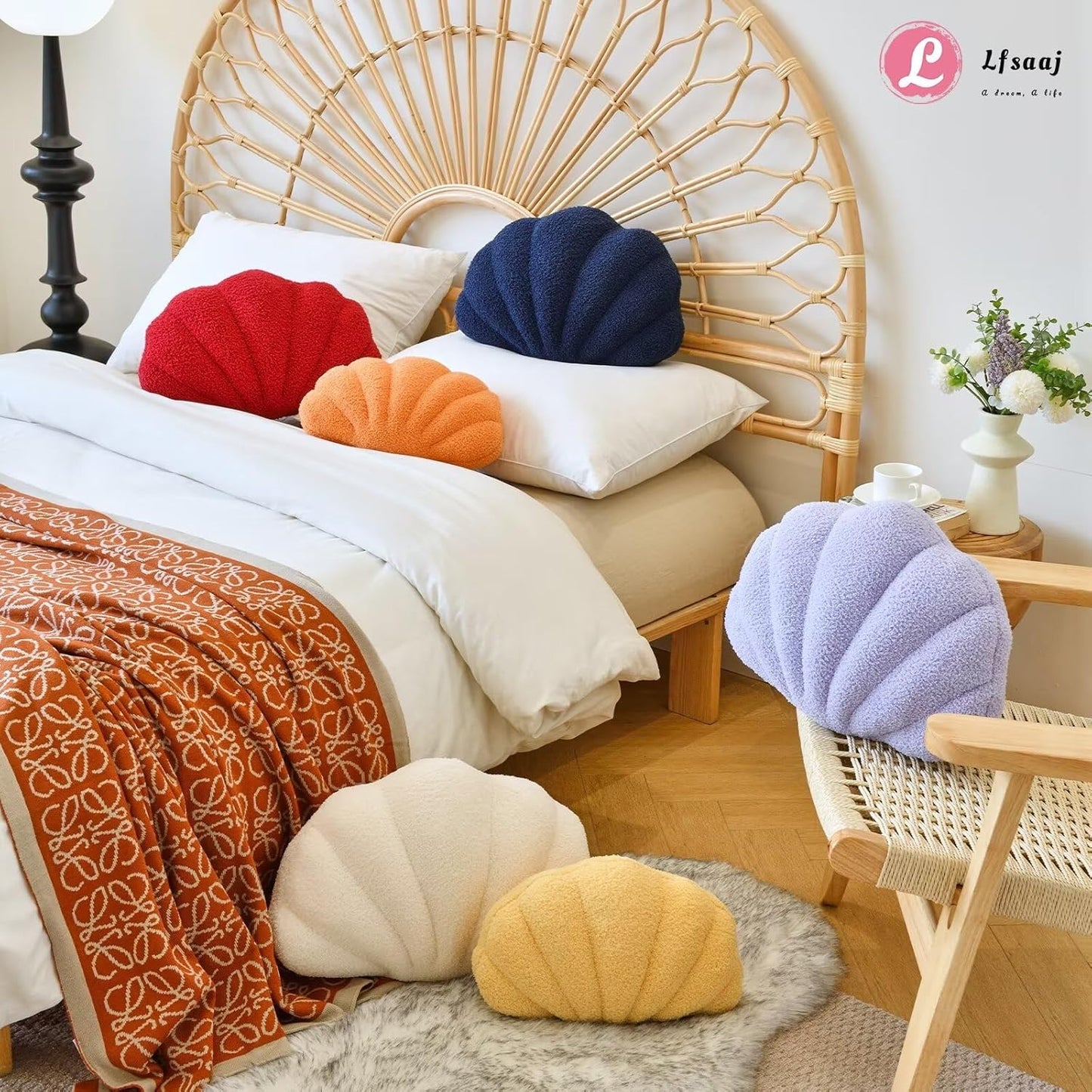 Navy Seashell Throw Pillows, Shell Shaped Throw Pillows, 13 Inch Soft Home Decorative Pillow Plush Cushion for Bed Couch Living Sofa Room Decor Accent Throw Pillow