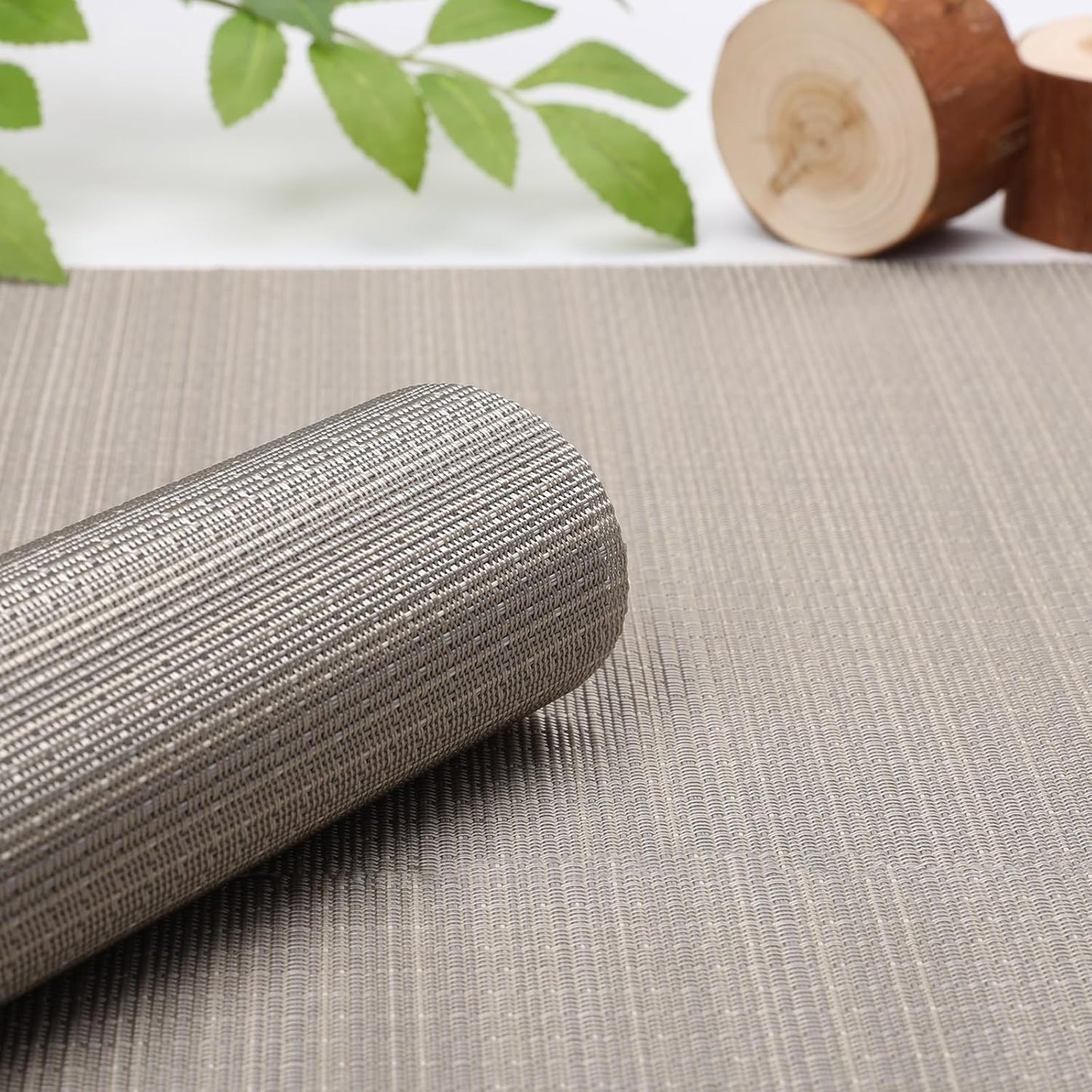 Myir JUN Placemats Set of 6, Vinyl Woven Placemats Place Mats Indoor Washable Table Mats Non-Slip Place mats for Dining Table (Golden Silver, Set of 6)