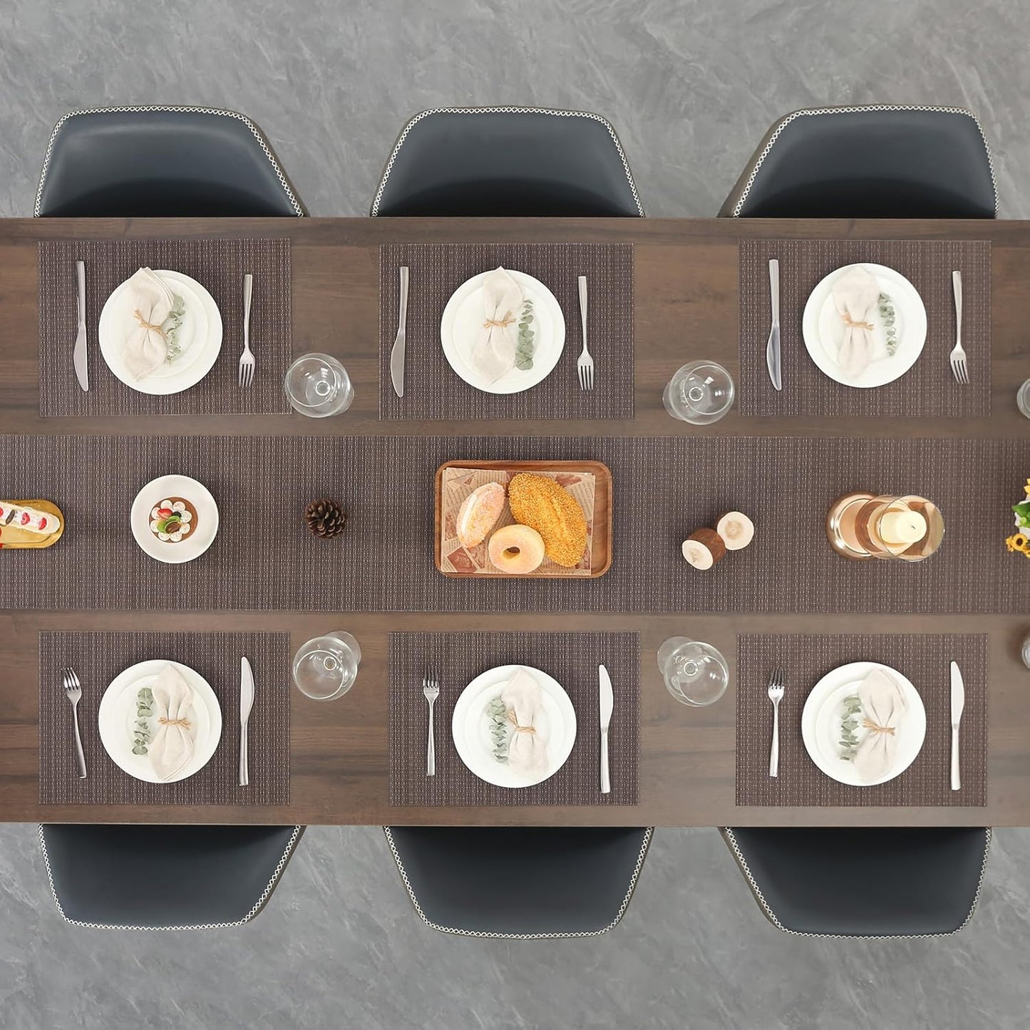 Myir JUN Placemats Set of 4, Vinyl Woven Placemats Place Mats Indoor Set of 4 Washable Table Mats Non-Slip Place mats for Dining Table (Coffee, Set of 4)