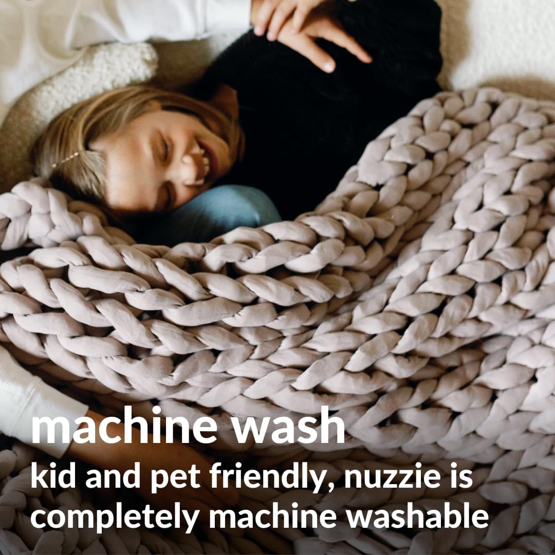 Nuzzie Chunky Knit Blanket - Breathable, Cooling, Hand Made Knit Throw Blanket for Sleep - Machine Washable, Stylish Decor Design (Dusty Rose, Queen | 22lbs | 60"x80")