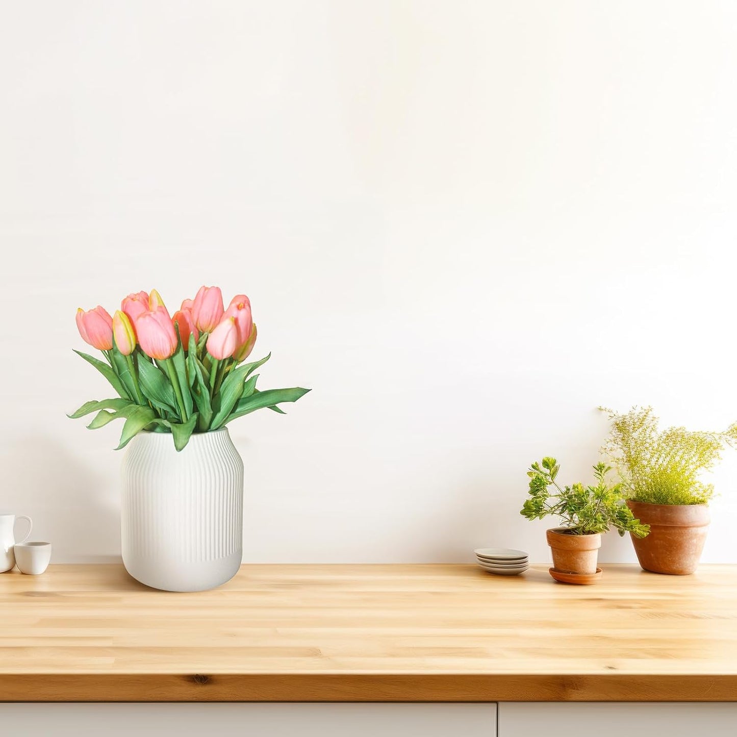 15pcs Artificial Tulips Flowers, Fake Tulips Real Touch, Faux Latex Bouquets, for Party Wedding Home Room Decoration (Pink)