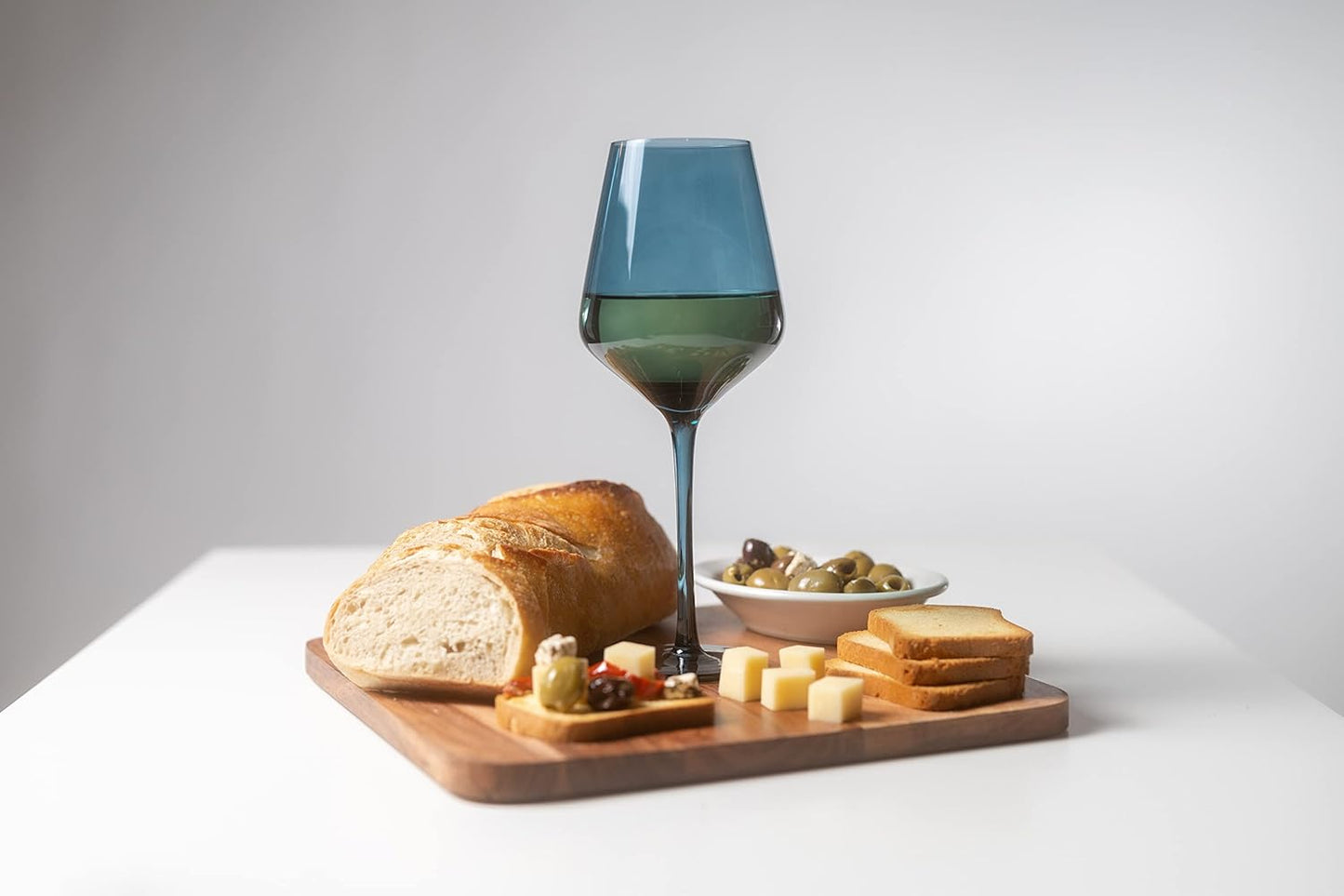 Saludi Original Midnight Blue Wine Glasses, 16.5oz (Set of 6) Stemmed Single Color Blue Glass - Great for All Wine Types and Occasions or Gifts - Luxury, Durable, Hand-Blown