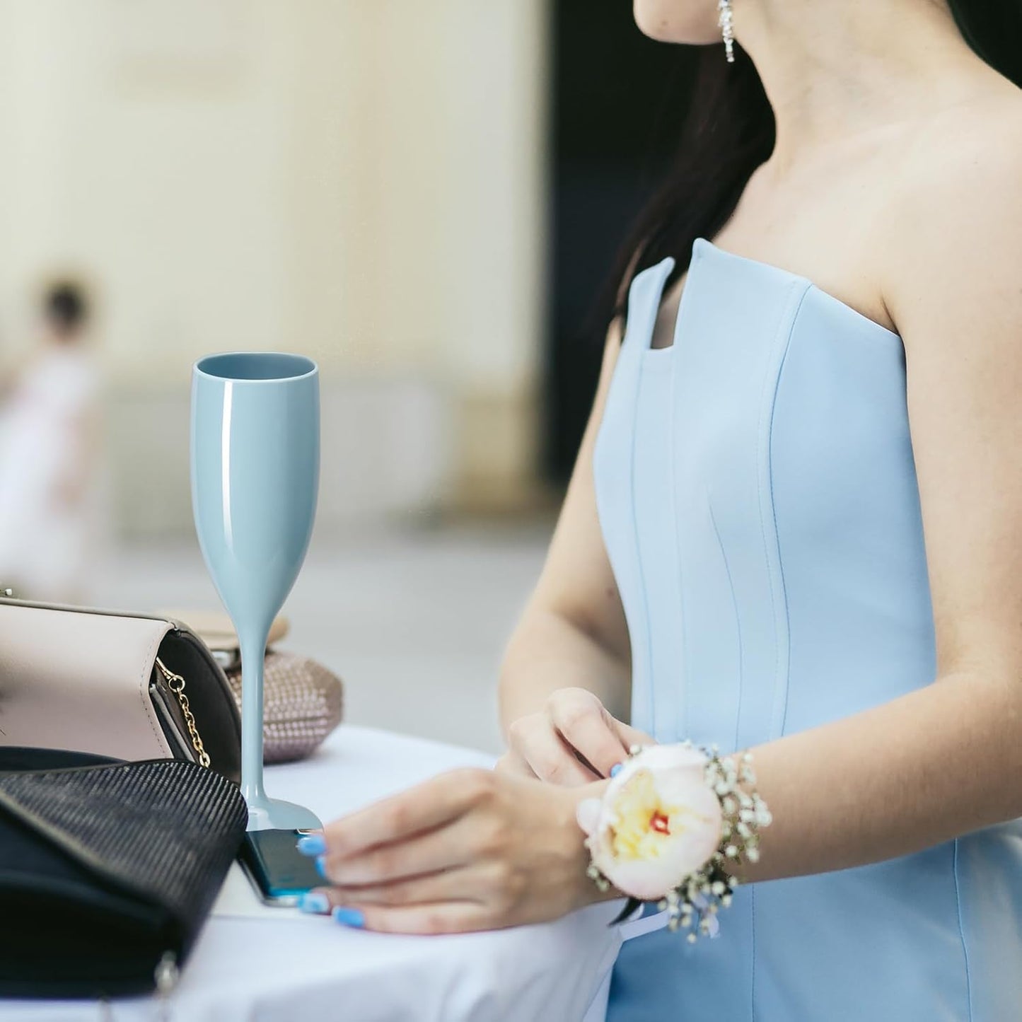 XUWAIDSGN Acrylic Champagne Flutes Toasting Glasses Unbreakable Mimosa Bar Reusable Wine Glasses Vintage Champagne Flutes Stemmed Drinking Cups 5.4 OZ for Christmas Birthday (24, Blue)