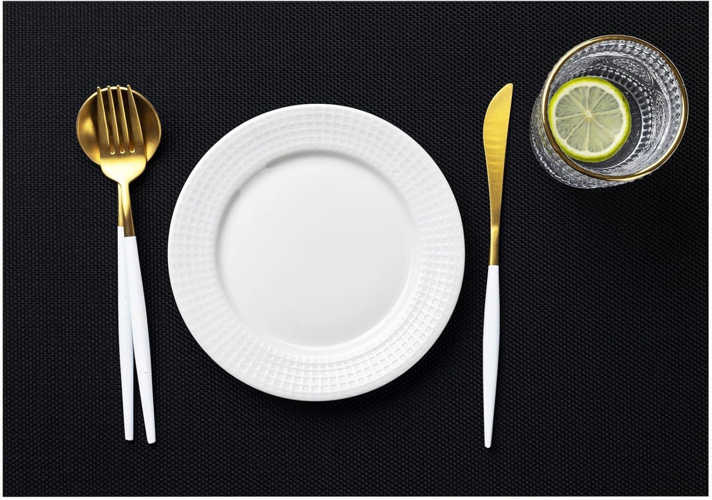 LEXMORE Placemats Set of 6 Vinyl/Plastic Woven Place Mats for Kitchen Table Indoor/Outdoor Washable Placemat Wipeable Dining Table Mats(A-Black)