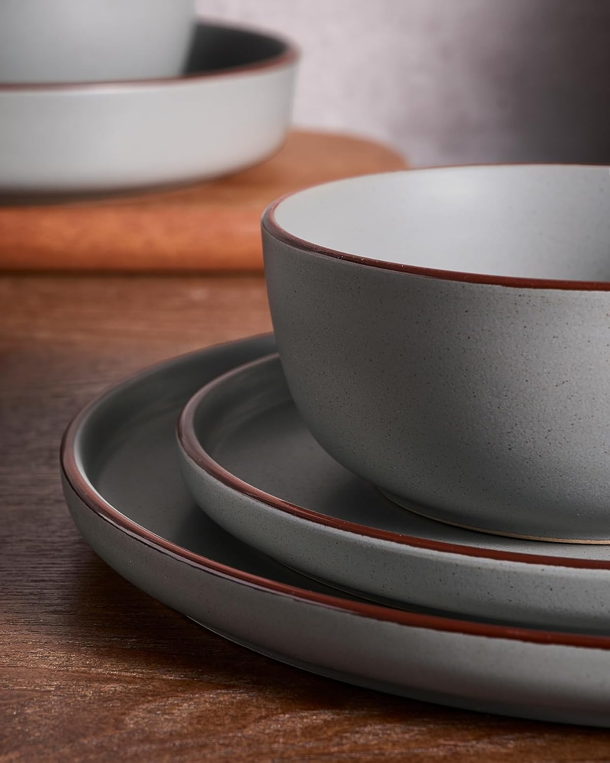 Famiware Mercury Plates and Bowls Sets, 18 Pieces Stoneware Dinnerware Sets, Dishes Set for 6, Microwave and Dishwasher Safe, Dark Grey