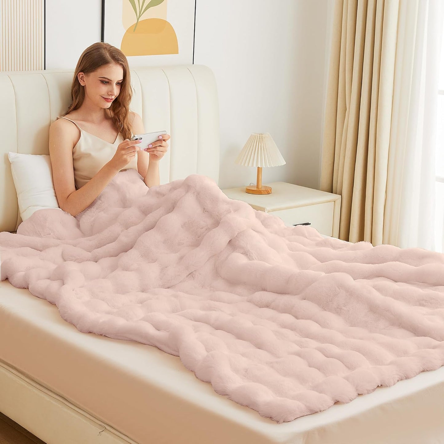 Pink Faux Fuzzy Fur King Size Throw Blanket 90x108 Cozy Furry Throw Rabbit Fur Blanket for Bed Soft Fluffy Blanket King for Living Room Bedroom Home Gifts 1000 GSM