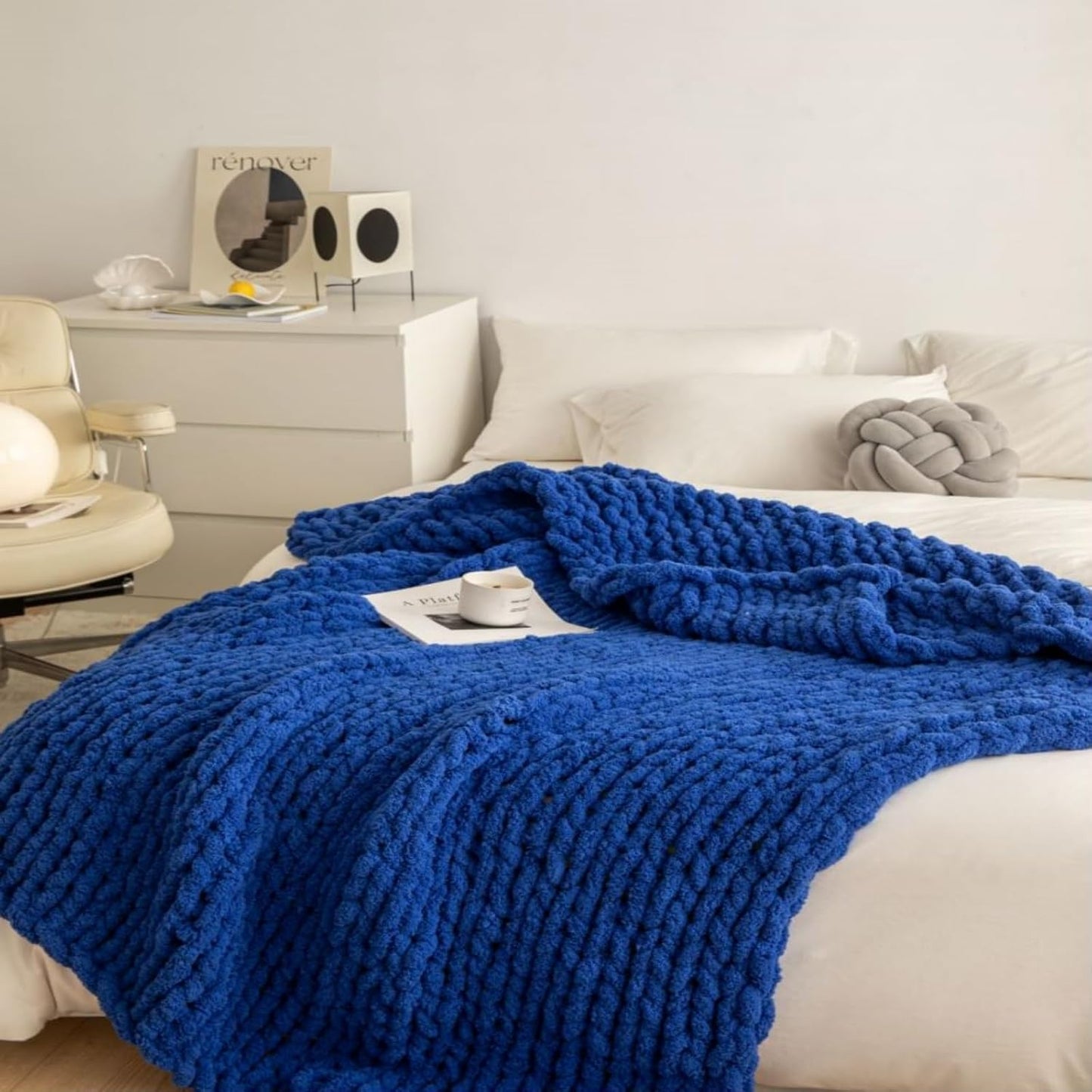 Chunky Knit Blanket Throw 48"x71", Chenille Throw Blankets, Handmade Warm & Cozy Blanket Couch Bed Home Decor, Soft Breathable Fleece Banket, Christmas for Couch Bed Sofa Best Gift (Navy Blue)