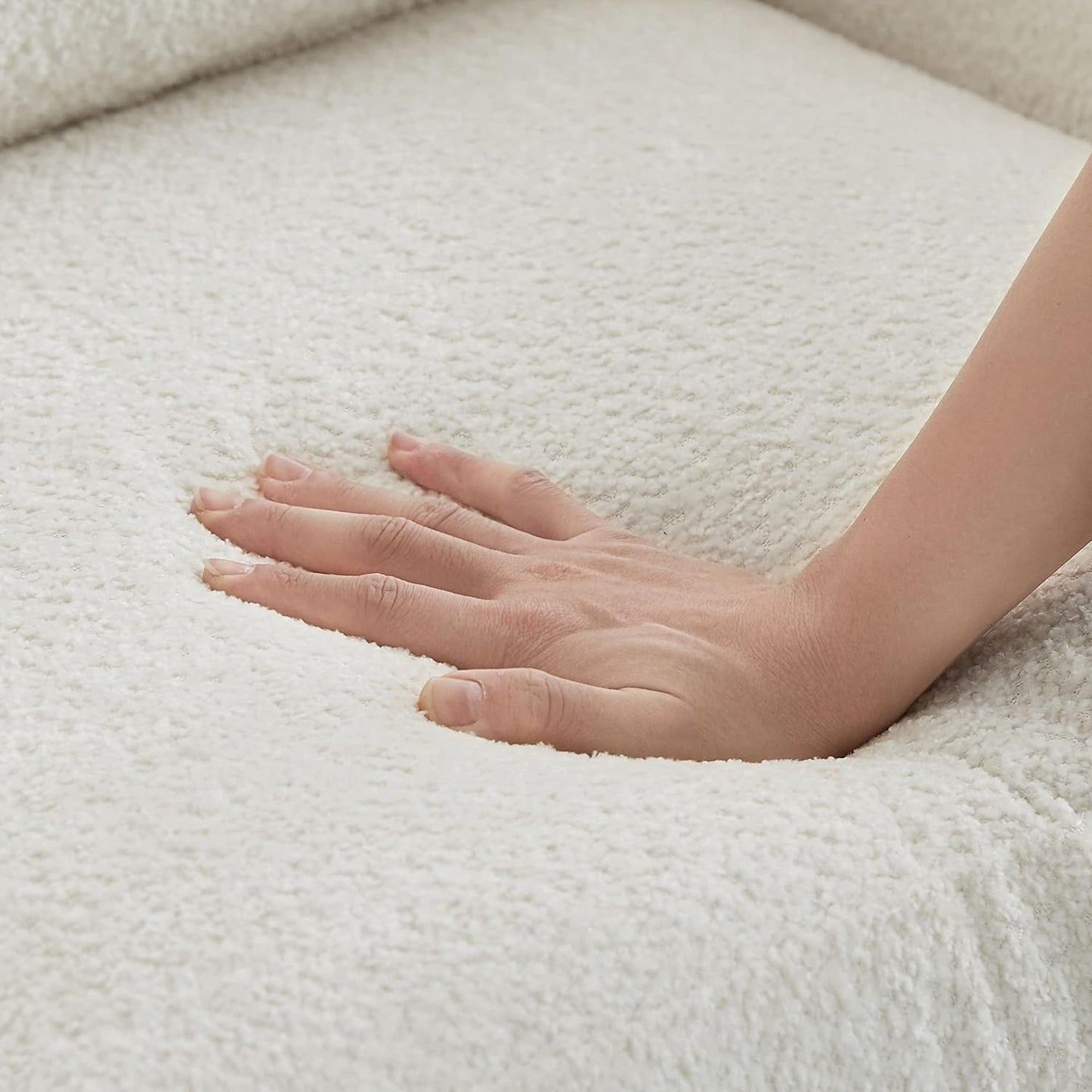 Modern Accent Chair for Living Room, Upholstered Armchair with Boucle Fabric, Single Sofa Chair with Solid Wood Legs, Boucle, White