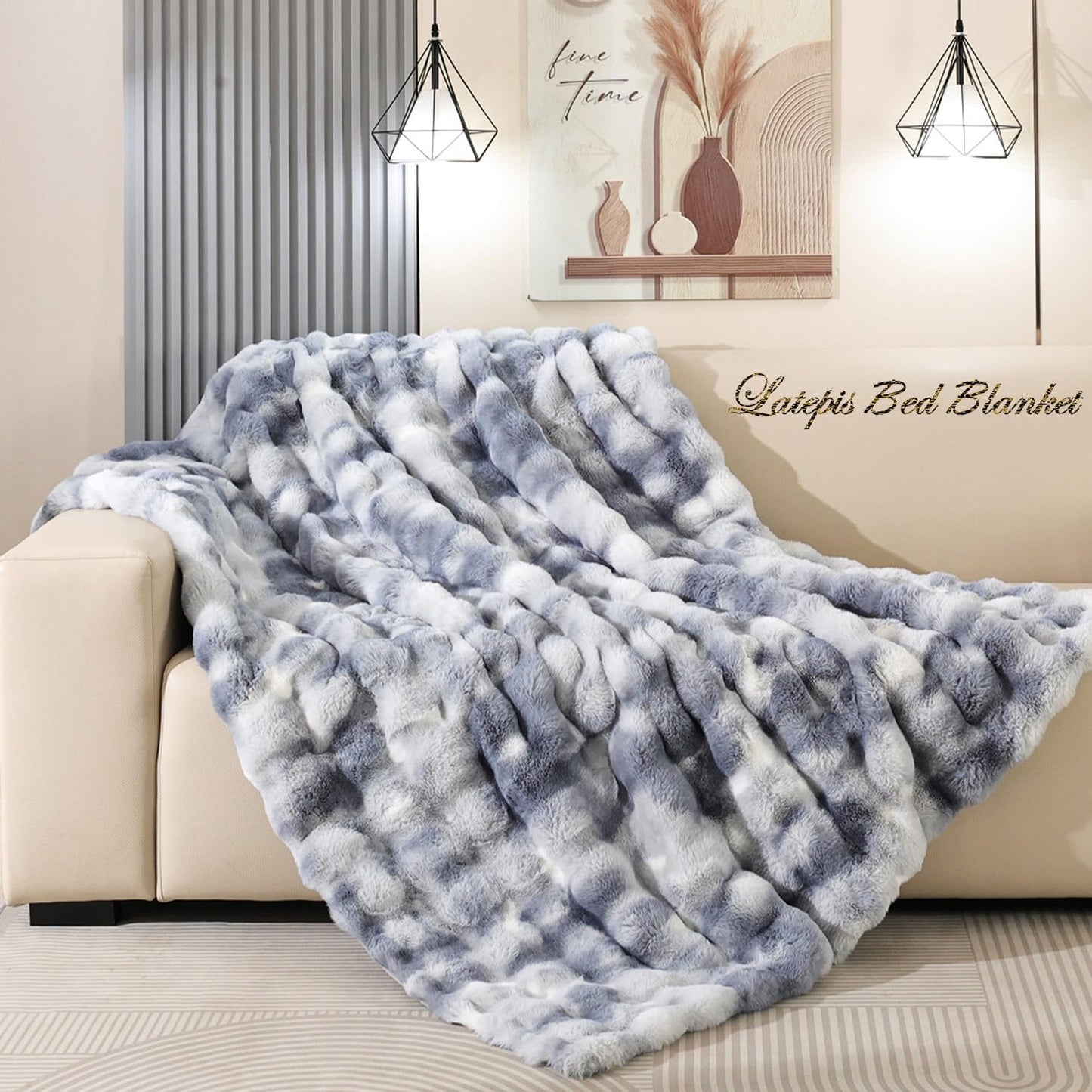 Latepis Faux Fur Fluffy Blanket for Couch, Super Soft Luxury Faux Fur Bubble Plush Thick Warm Cozy Fuzzy Twin Blanket for All Seasons, 60” x 80”, Tie-dye Blue, 860GSM