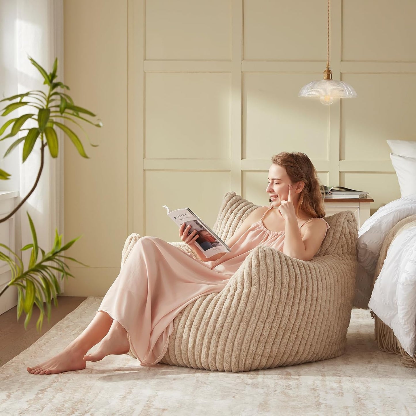 Giant Bean Bag Chairs for Adults Teens, Large Bean Bag Sofa Chairs with Filling Comfy Fuzzy BeanBag Chair with Armrests for Bedroom Living Room Reading