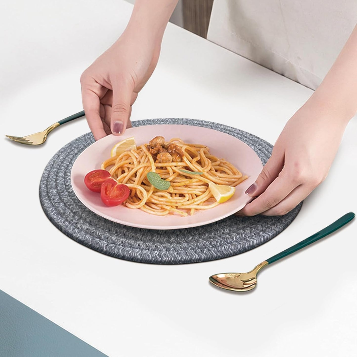 Round Placemats Set of 6, Cotton Rope Woven Table Mats, Hot Pads for Kitchen, Non Slip Heat Resistant Place Mats, 13 Inches Braided Placemat for Farmhouse Decor and Kitchen Table Decor (Gray)