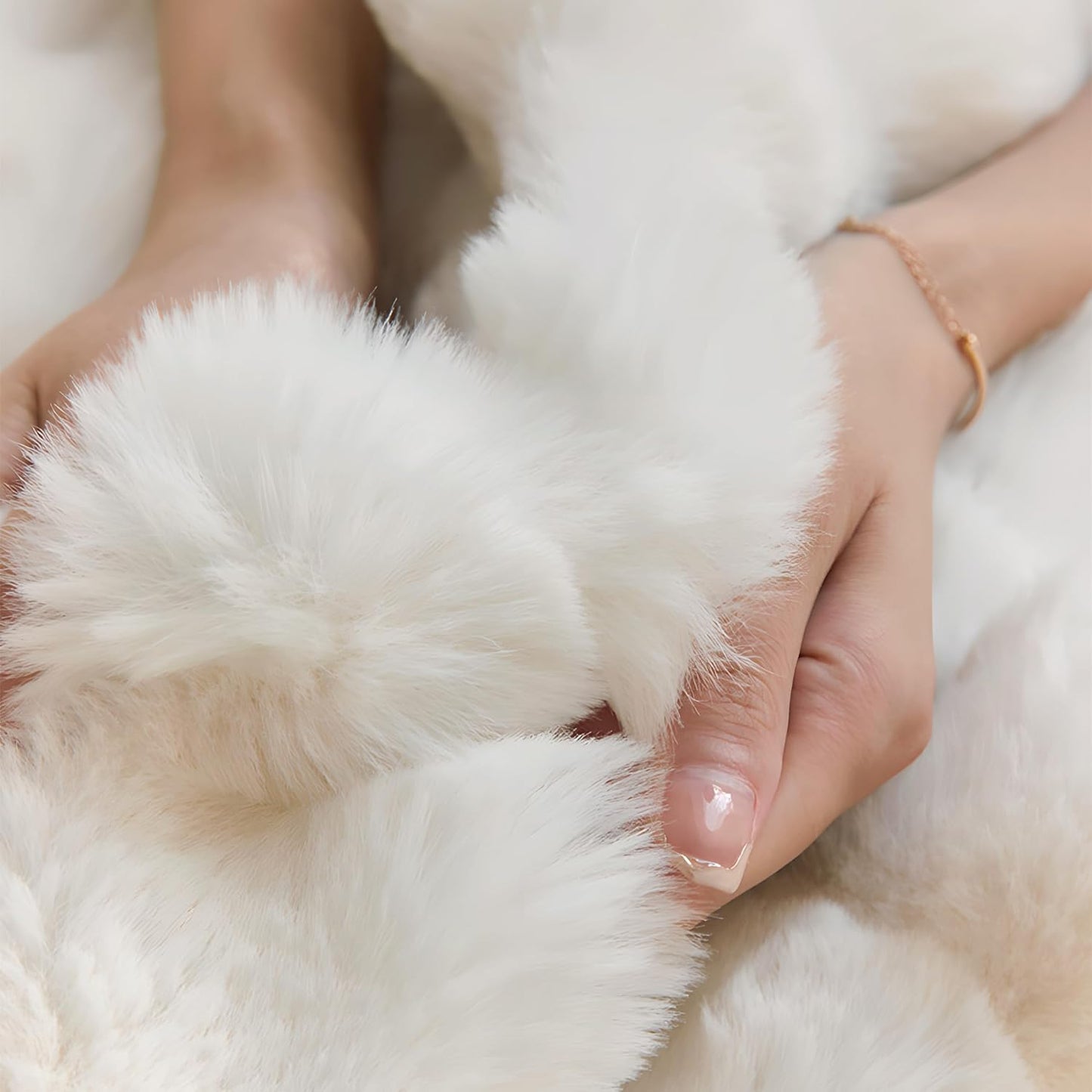 UKELER White Plush Furry Throw Blanket Super Soft Cozy Warm Blanket for Bed, Couch, Sofa, Office, Camping Shaggy Faux Fur Blanket Gift for Women, Men 50''x60''