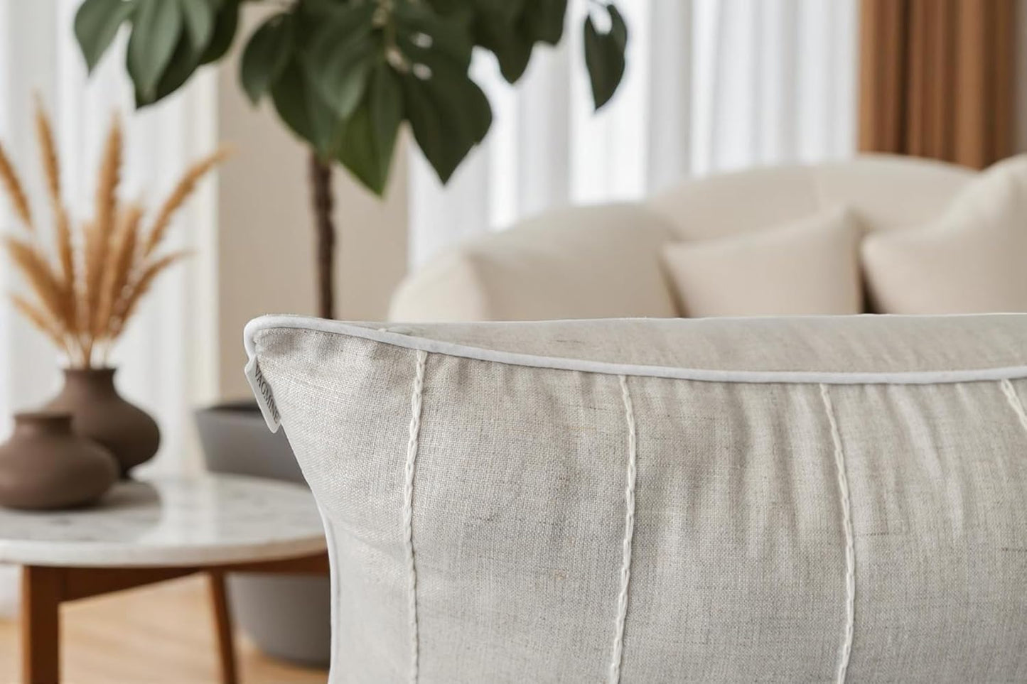 VAGMINE Hand Embroidered Daisy Accent Throw Pillow Cover - 18x18 Inches Square - 100% Linen Natural Decorative Cushion Cover for Couch, Sofa, Bed - Textured Embroidery - Boho Floral Home Décor