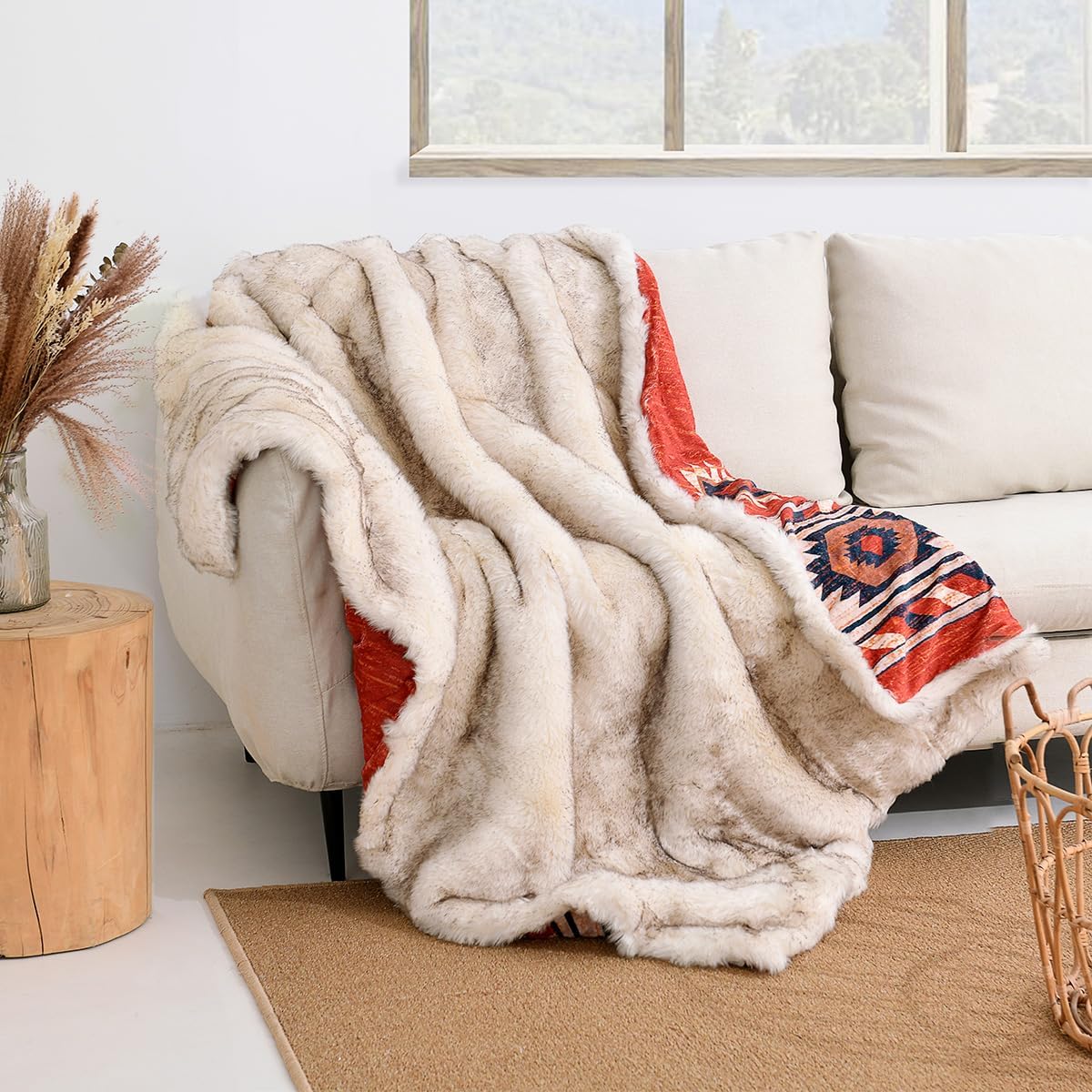 Luxury Plush Faux Fur Throw Blanket with Aztec Pattern, Super Warm, Fuzzy, Elegant, Fluffy Decoration Blanket for Couch, Armchair, Sofa and Bed, 60''x 80'', Red