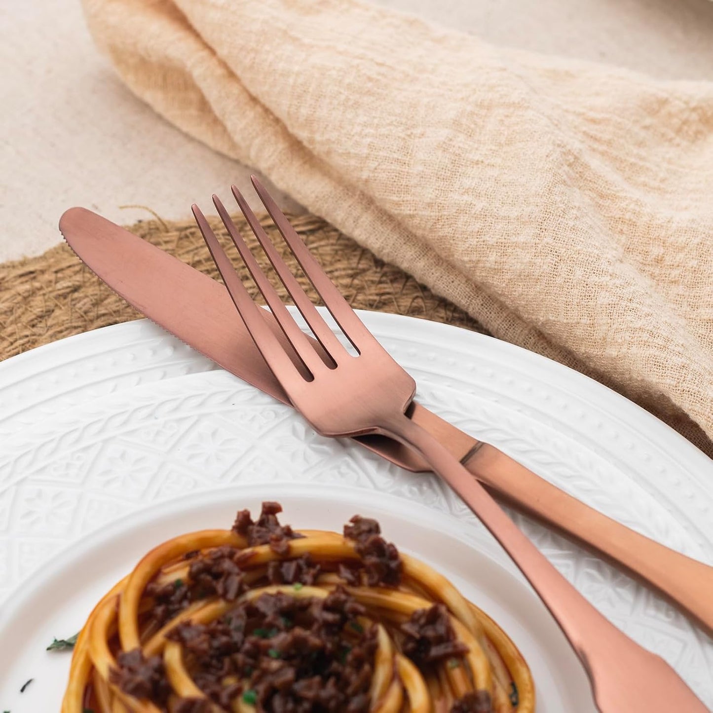 Alata Kate Rose Gold Satin 40-Piece Silverware Set,Service for 8,Stainless Steel Flatware Set, Matte Polished Cutlery Set,Dishwasher Safe