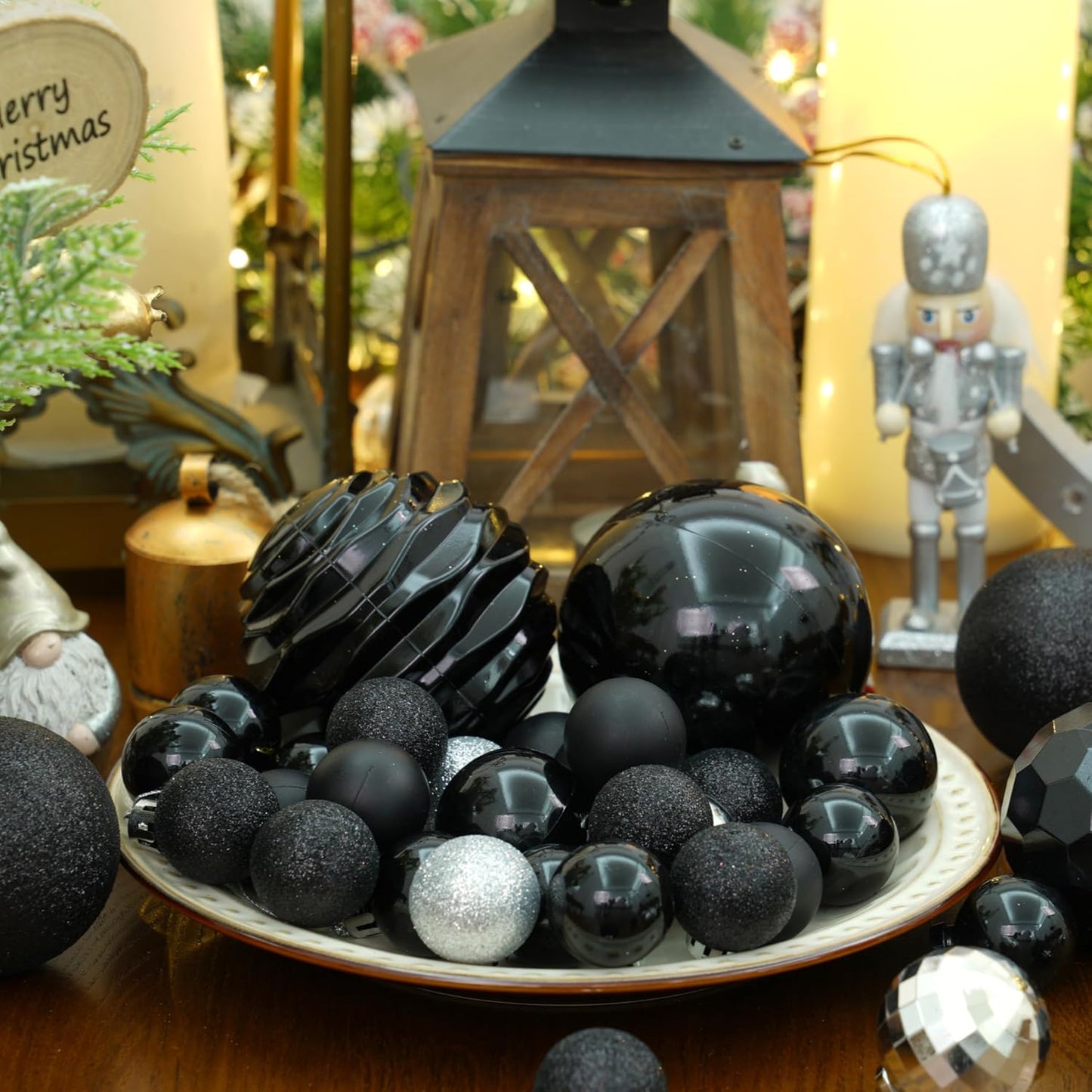 XmasExp 24ct Mini Christmas Ball Ornaments Shatterproof Christmas Ornaments Set Decorations for Xmas Tree Balls 30mm/1.18" (Black)