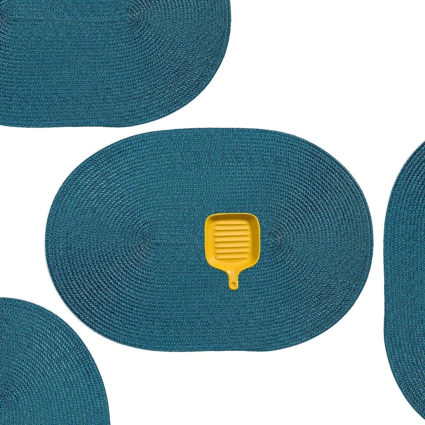 AHHFSMEI Placemats Set of 6 for Dining Table Washable Woven Vinyl Non-Slip 18x12 inches Placemat Heat-Resistant Durable Table Mats for Dining Table Easy to Clean (Oval Blue, 6)