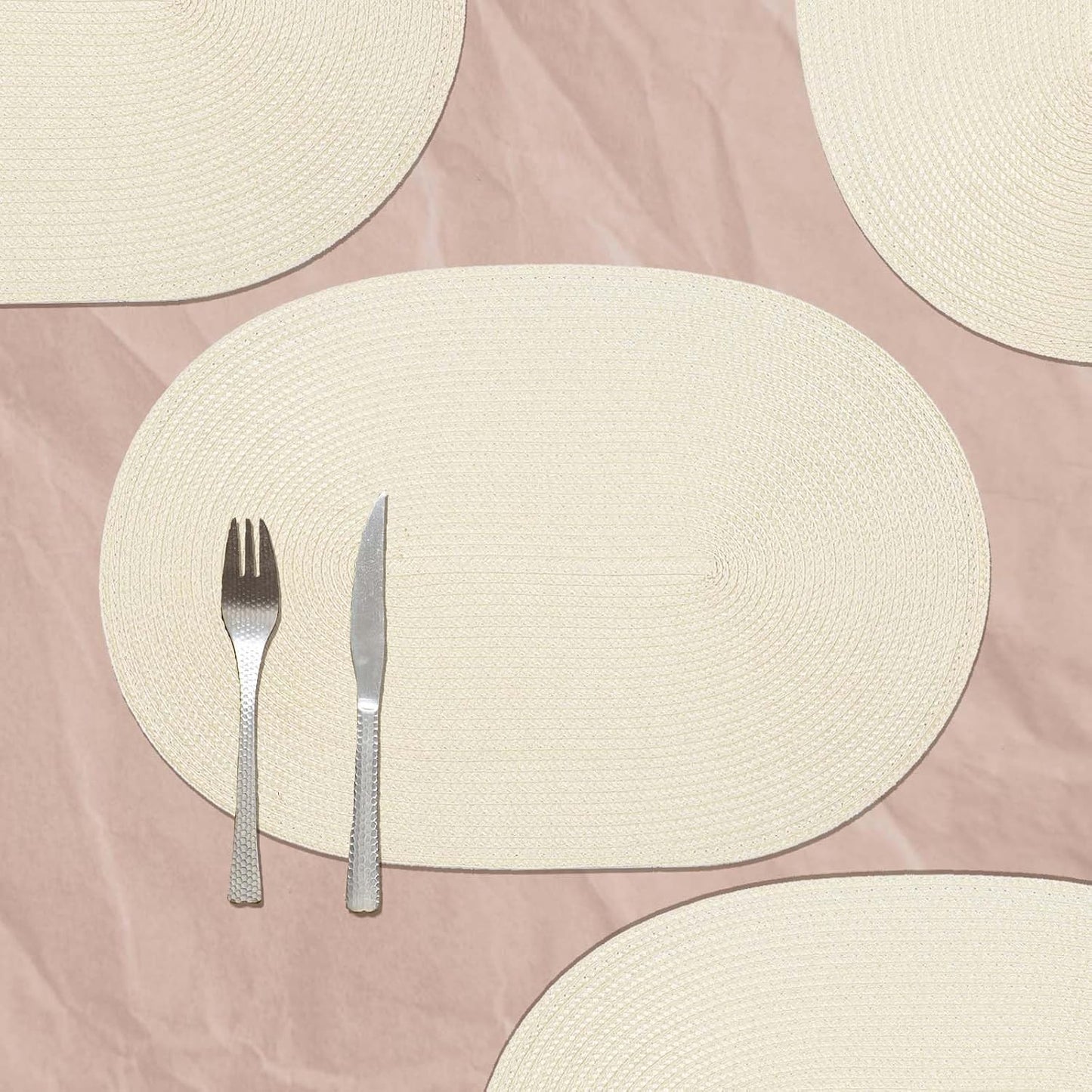 AHHFSMEI Placemats Set of 4 for Dining Table Washable Woven Vinyl Non-Slip 18x12 inches Placemat Heat-Resistant Durable Table Mats for Dining Table Easy to Clean (Oval Beige, 4)