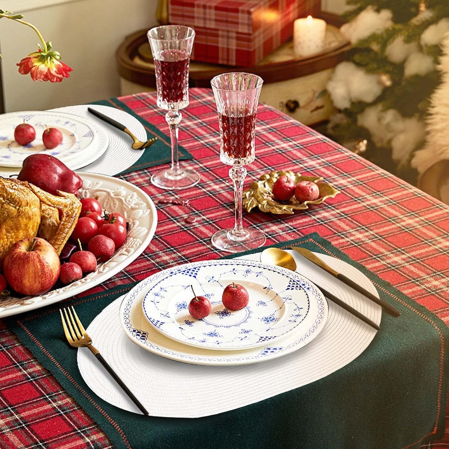 AHHFSMEI Placemats Set of 6 for Dining Table Washable Woven Vinyl Non-Slip 18x12 inches Placemat Heat-Resistant Durable Table Mats for Dining Table Easy to Clean (Oval White,6)