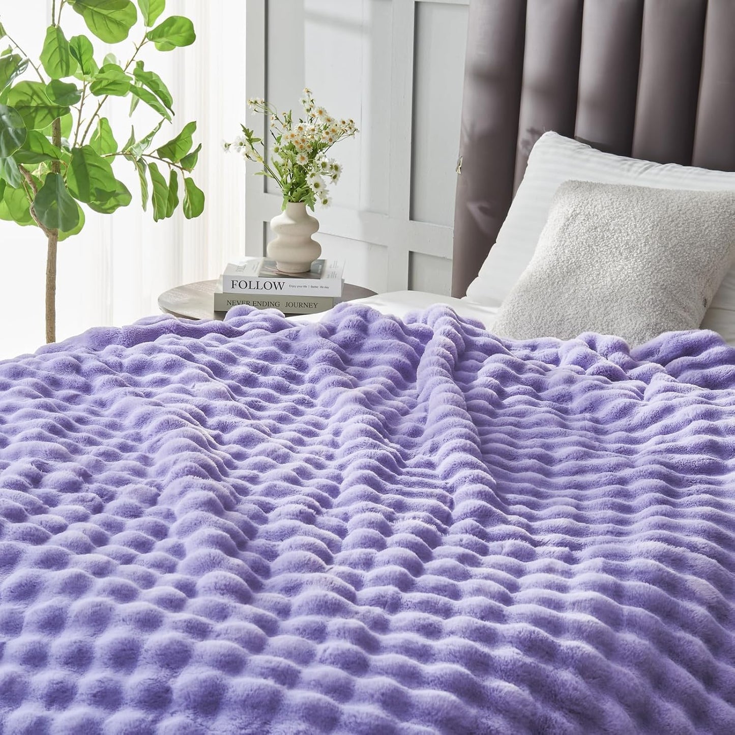 NEWCOSPLAY Faux Fur Twin Blanket Lavender Bubble Blanket Thick Warm Soft for Couch Sofa Bed 550GSM (Lavender, Twin(60"x80"))