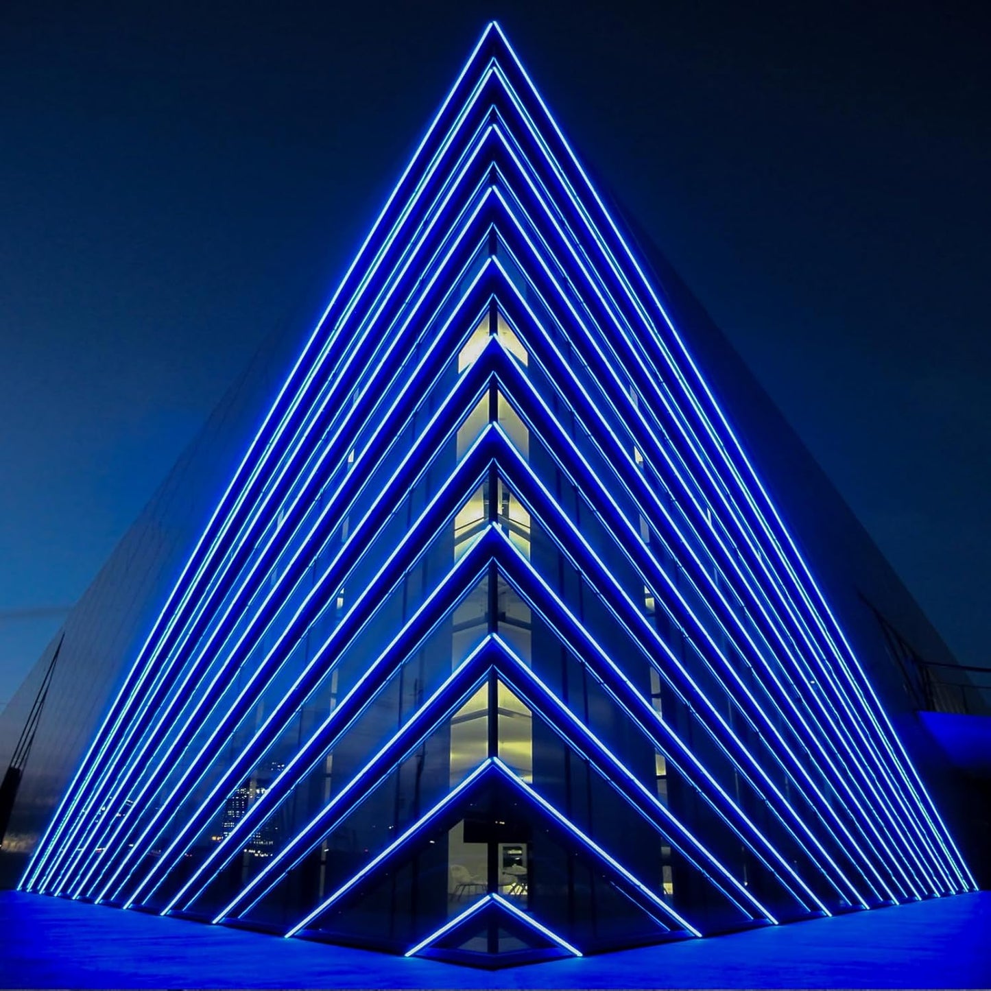 GZBtech Flexible LED Neon Rope Lights 66FT,AC 110-120V Waterproof Strip Light, 120 LEDs/M Cuttable Connectable Neon Lighting for Indoor Outdoor Home Decor/Commercial Building Use-Blue 20M