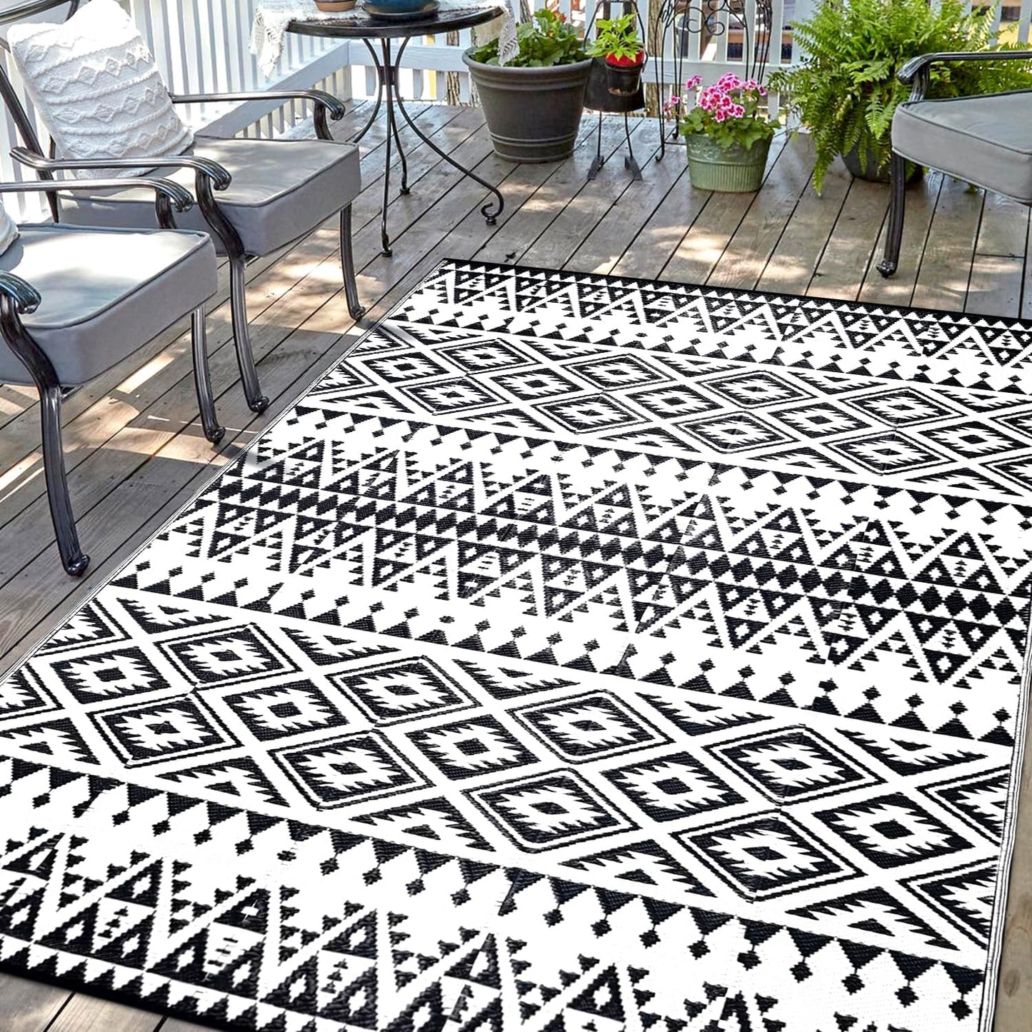 Waterproof Outdoor Rug 6x9ft, Bohemia Reversible Plastic Straw Mat for Patio RV Deck Porch Backyard Balcony Camping Picnic Beach Indoor Outdoor Carpet, Black&White