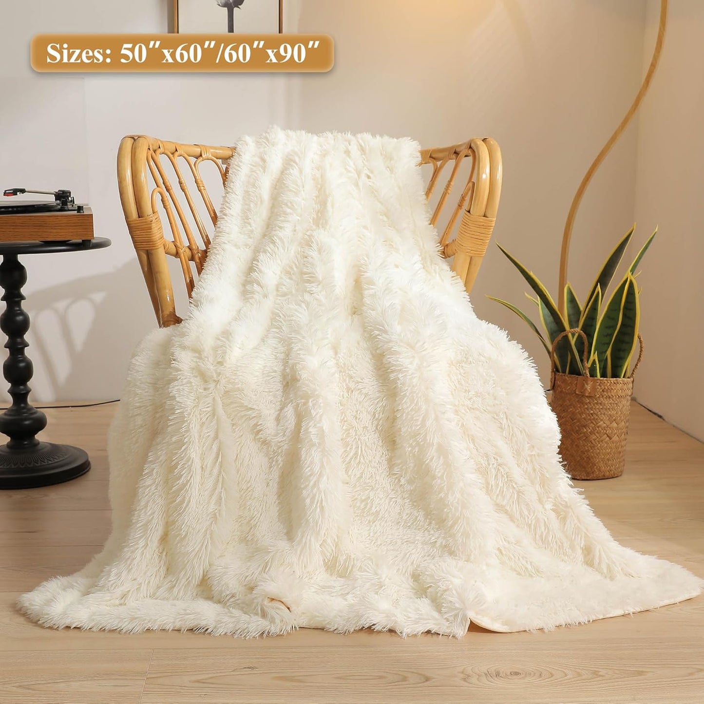XeGe Luxury Faux Fur Blanket, Ivory Soft Big Fluffy Throw, Shaggy Plush Decorative Couch Blanket, Cute Off White Furry Fuzzy Throw for Bed Bedroom Living Room Beige, 60x90