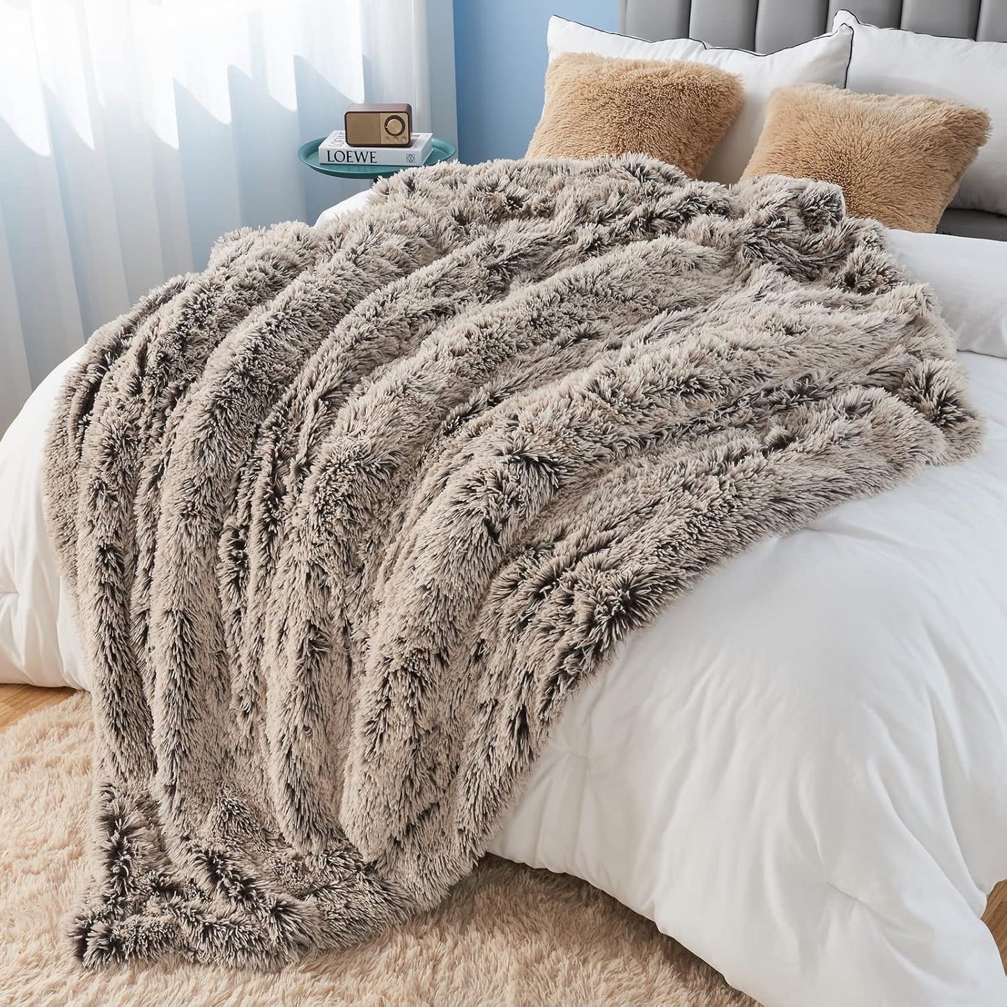 GONAAP Fuzzy Faux Fur Throw Blanket Twin Size Frosty Brown Super Soft Cozy Plush Fuzzy Shaggy Blanket for Couch Sofa Bed (Frosty Brown, Twin(60"x80"))