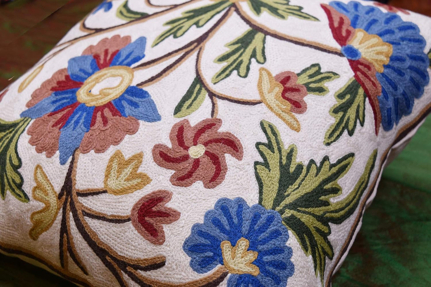 Dahlia Floral Pillow Cover - Cream Flower Pillowcase - Outdoor Cushion - Suzani Farmhouse Chair Throw - Traditional Chair Cushions - Hand Embroidered Wool Size - 18x18