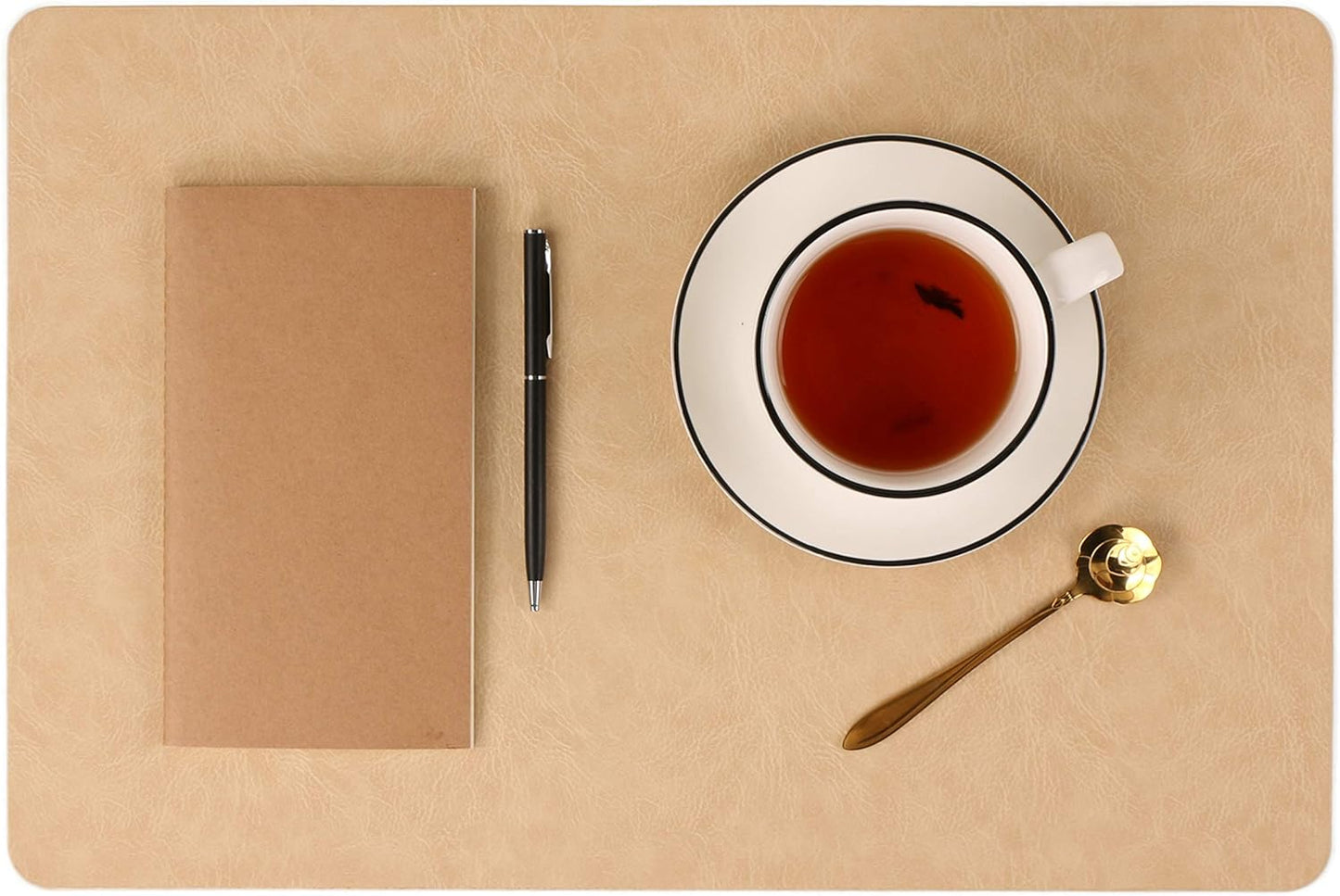 Faux Leather Placemats, Set of 4 PU Table Mats, Easy to Clean, Heat & Stain Resistant for Office Conference Table,Dining Home Decor