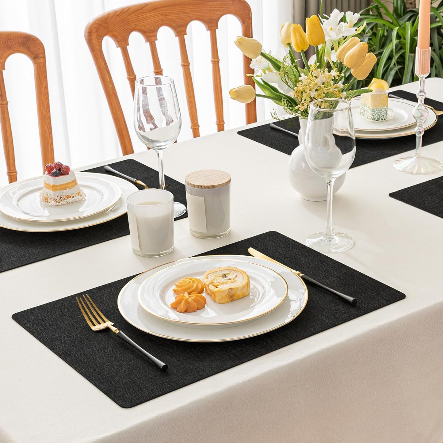 Romanstile Vinyl Placemats Set of 4-12 X 18 Inch - Heat Resistant Place Mats 100% Waterproof Oilproof Wipeable Reversible Faux Leather Table Mats for Kitchen/Dining/Party/Holiday, Black