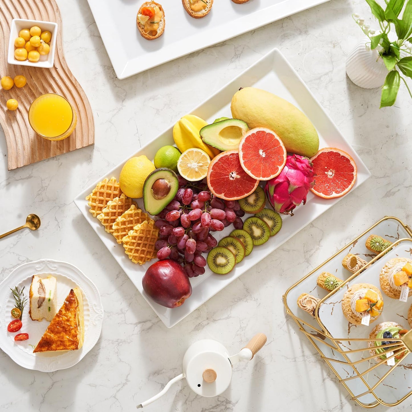 MIECOO Large Serving Platters, 18.5" x 11.5" White Serving Trays Set, Rectangular Porcelain Plates for Party, Wedding, Birthday, Entertaining, Food, Appetizer, Fruit, Sushi, Dessert, Set of 2