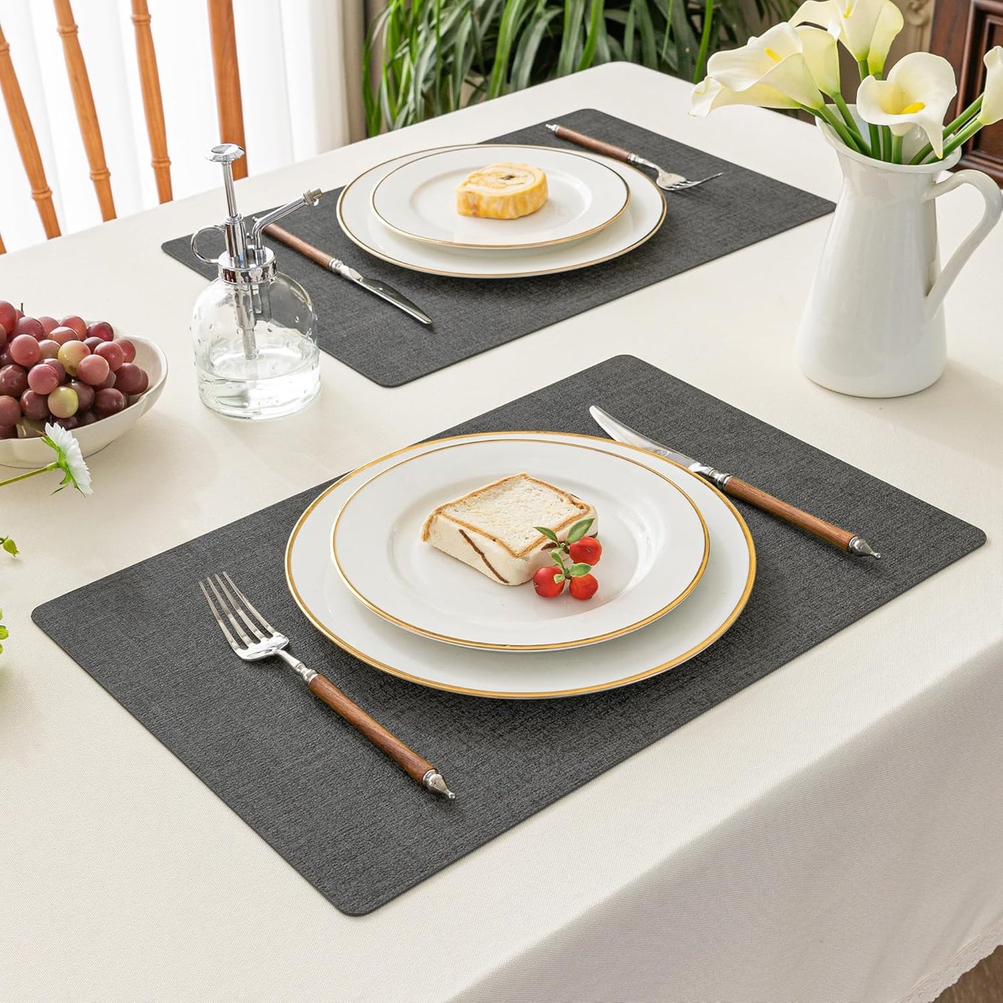 Romanstile Vinyl Placemats Set of 6-12 X 18 Inch - Heat Resistant Place Mats 100% Waterproof Oilproof Wipeable Reversible Faux Leather Table Mats for Kitchen/Dining/Party/Outdoor, Charcoal