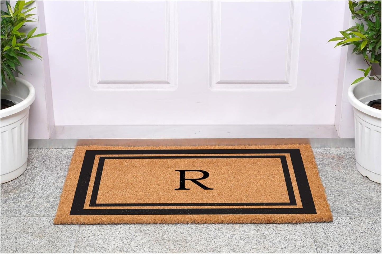 Calloway Mills 152962448 Black Border 24" x 48" Monogram Doormat (Letter R)
