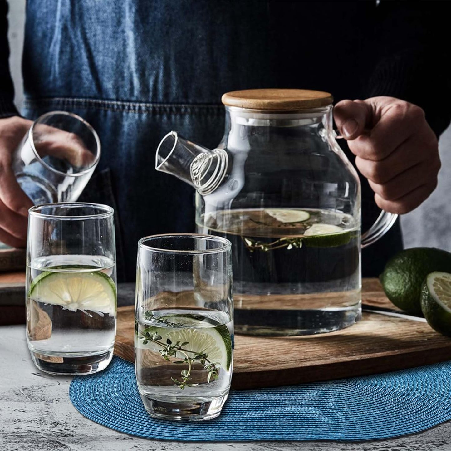 AHHFSMEI Placemats Set of 4 for Dining Table Washable Woven Vinyl Non-Slip 18x12 inches Placemat Heat-Resistant Durable Table Mats for Dining Table Easy to Clean (Oval Blue, 4)