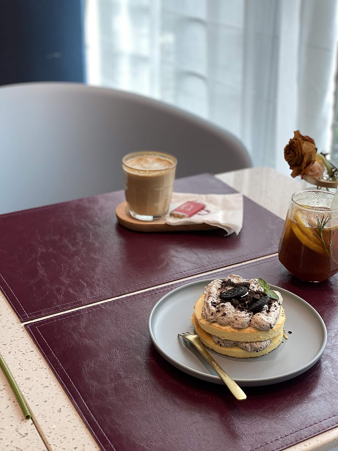 Waterproof PU Placemats, Faux Leather Dining Table Mat, Set of 6, Easy to Wipe Off Scrub Vinyl Mat, Heat & Stain Resistant for Office Conference Table, Home Decor