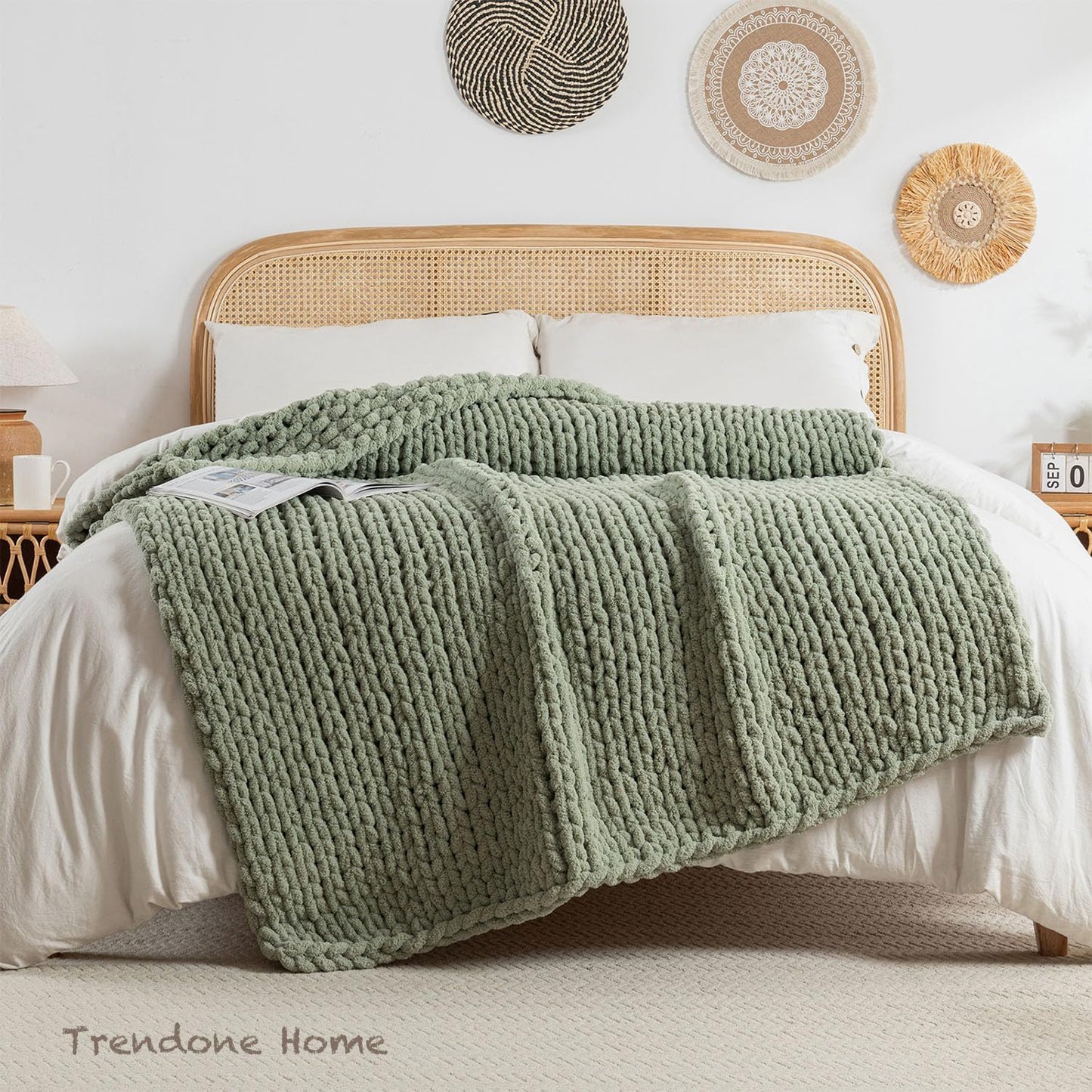 Chunky Knit Blanket Throw, 100% Hand Knit Throw Blanket Handmade Chenille Cable Knit Throw for Couch, Stylish Cozy Soft Rope Knot Crochet Blanket for Home Decor, Sage Green, 50x60 Inches