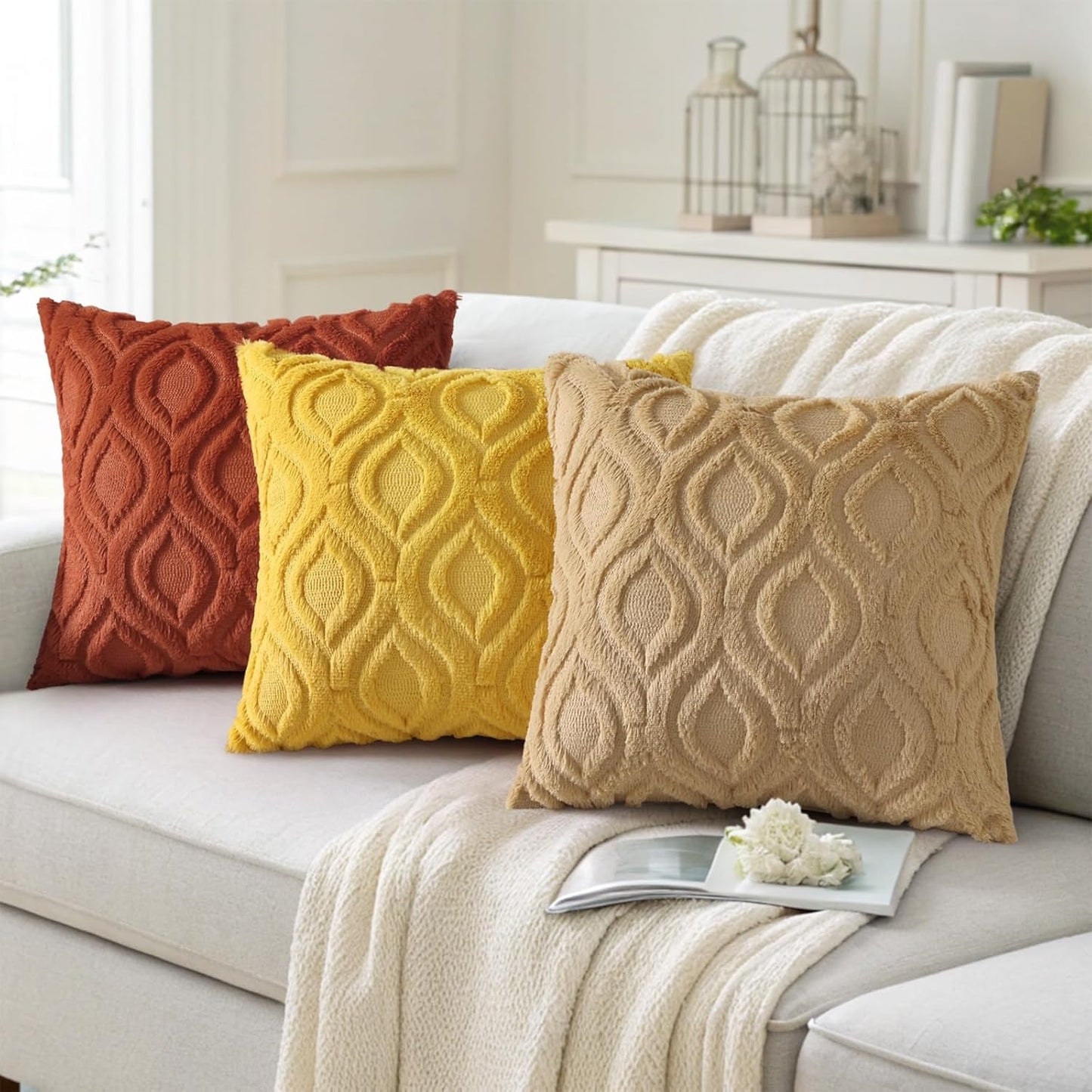 decorUhome Throw Pillow Covers 26x26 Inch Set of 2, Soft Plush Decorative Faux Fur Light Brown Solid Couch Pillow Covers, Accent Farmhouse Neutral Square Euro Pillow Cases for Sofa Bed Living Room