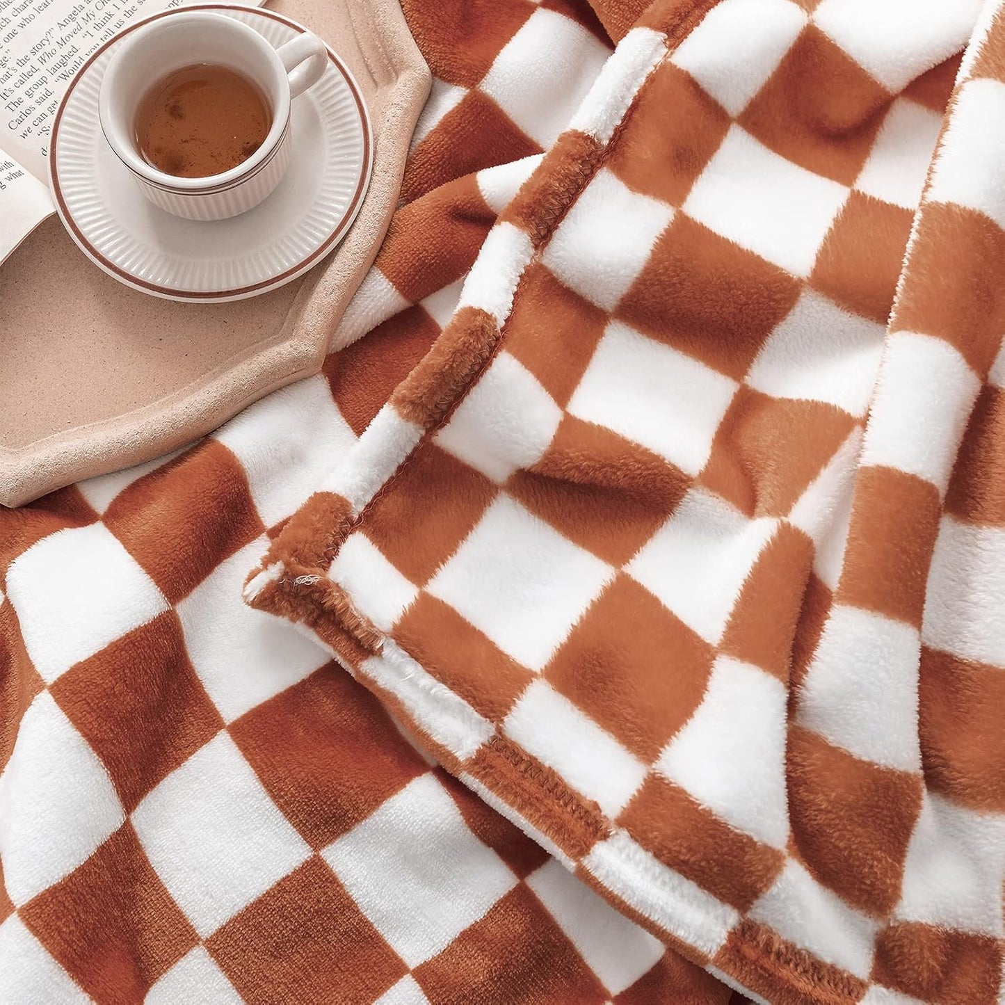 LOMAO Throw Blankets Flannel Blanket with Checkerboard Grid Pattern Soft Throw Blanket for Couch, Bed, Sofa Luxurious Warm and Cozy for All Seasons (Maple Brown, 90"x110")