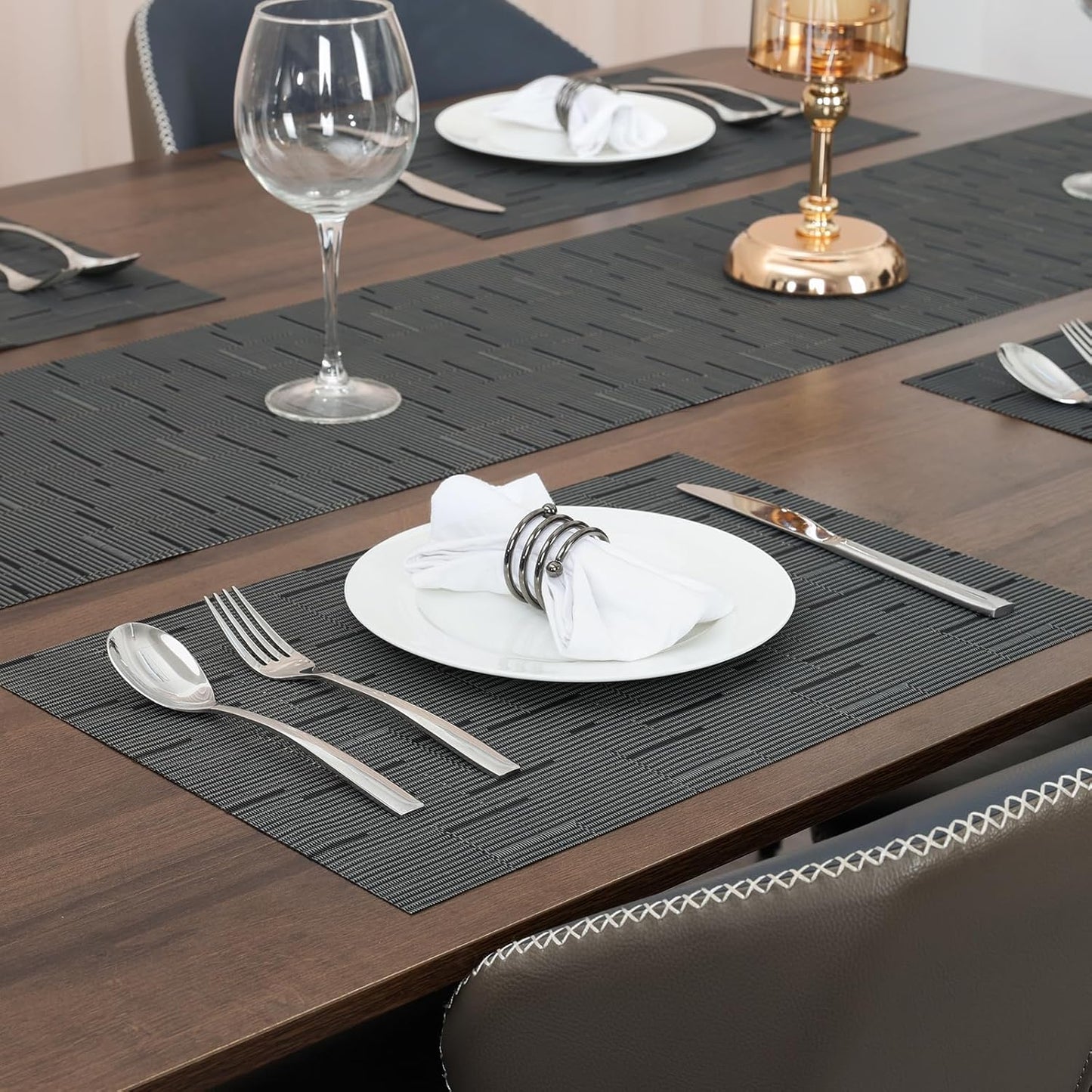 Myir JUN Placemats Set of 4, Vinyl Woven Placemats Place Mats Indoor Set of 4 Washable Table Mats Non-Slip Place mats for Dining Table (Black-Gray, Set of 4)