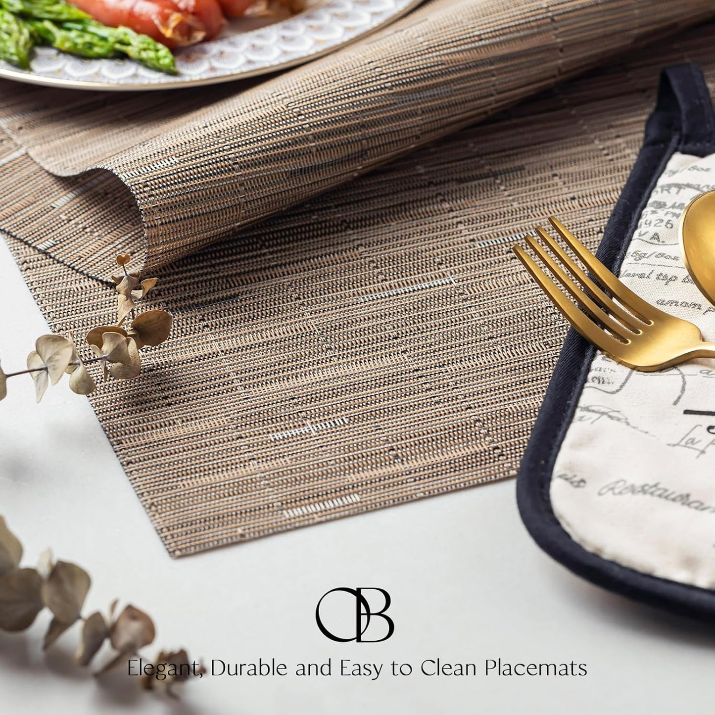 Placemats Set of 6 - Easy Clean Woven Vinyl Placemats for Dining Table, Indoor/Outdoor Place Mats, Washable PVC Table Mats （Light Brown）
