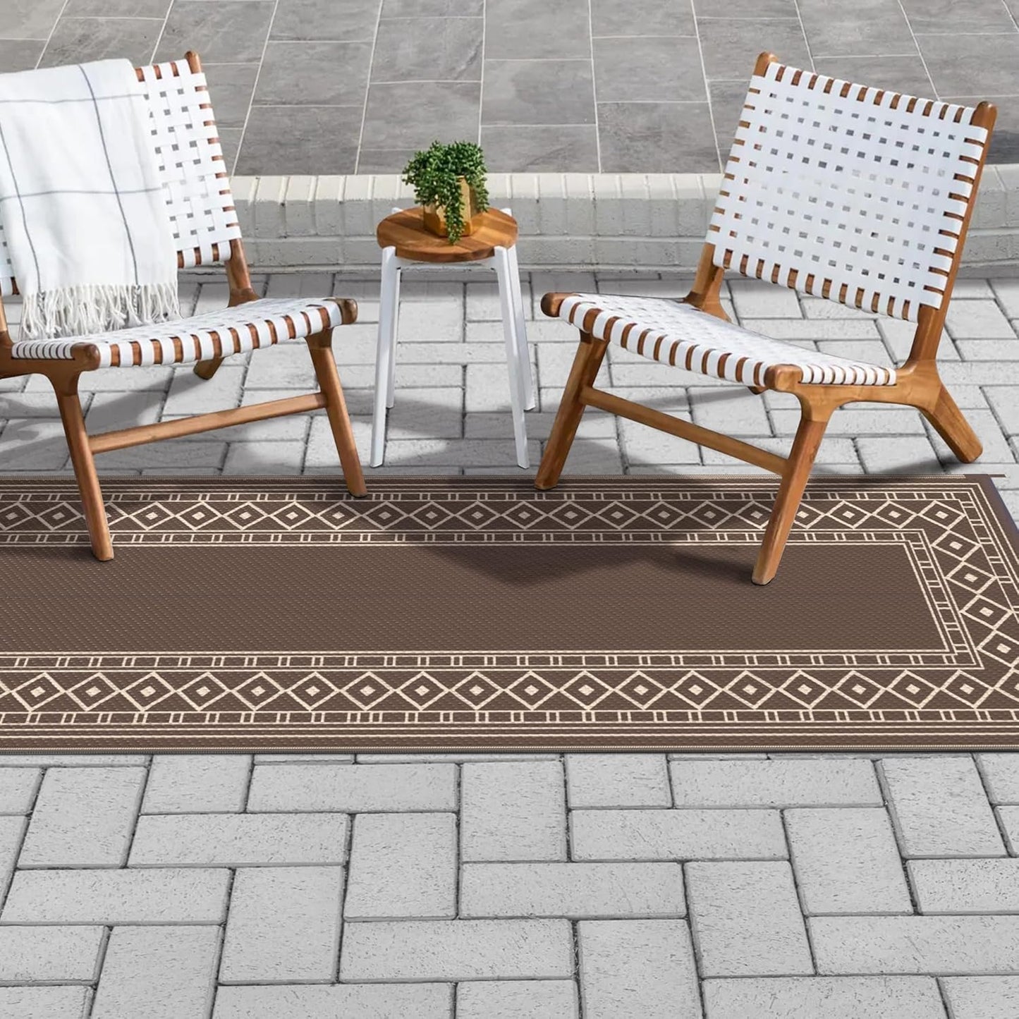 GENIMO Outdoor Rug Waterproof for Patio Decor, 2.5'x8' Foldable Reversible Plastic Straw Runner Rugs Carpet for Porch, Outside Area Mat for Rv, Deck, Picnic, Camper, Balcony, Coffee & Beige