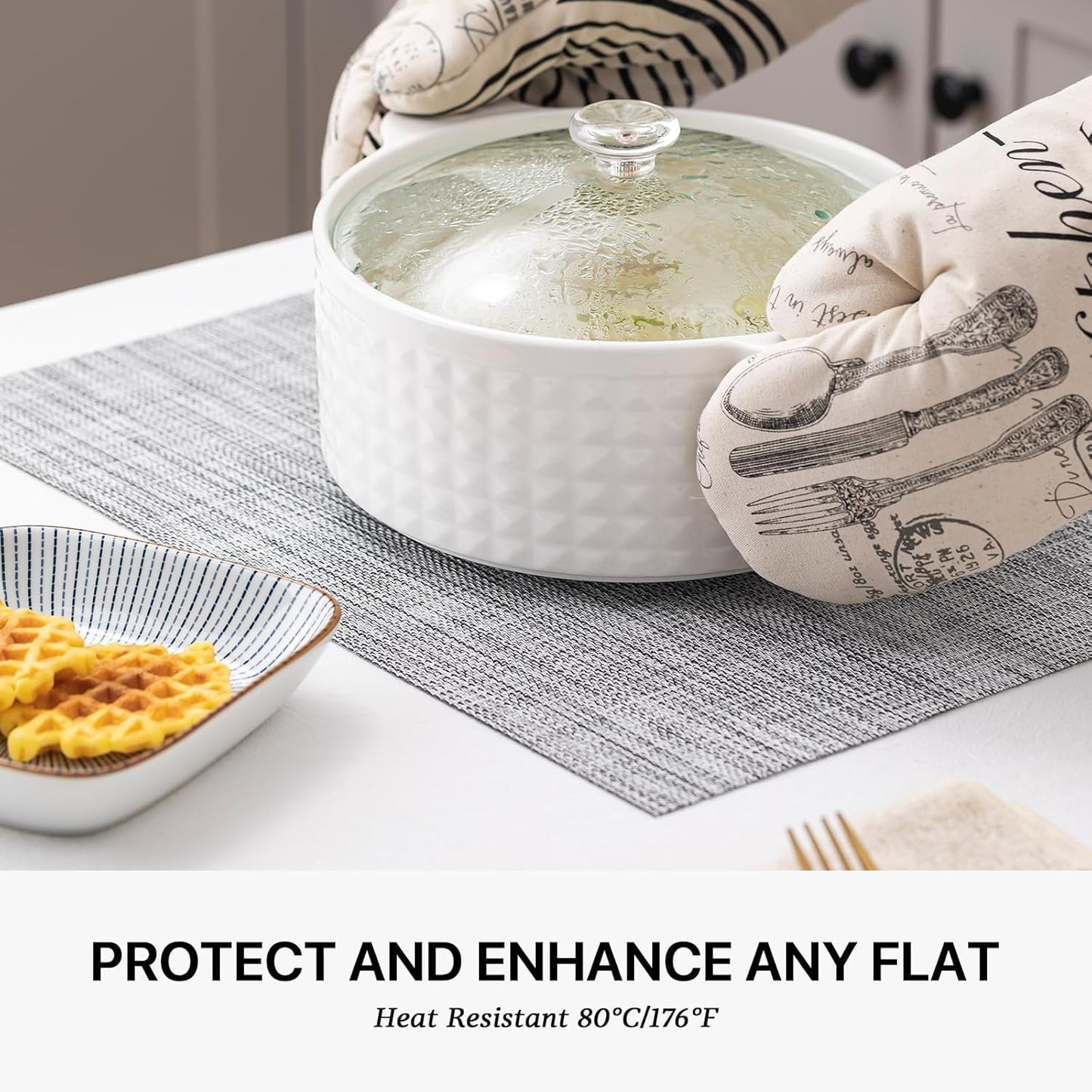 LEXMORE Placemats Set of 6 Vinyl/Plastic Woven Place Mats for Kitchen Table Indoor/Outdoor Washable Placemat Wipeable Dining Table Mats(A-Gray)