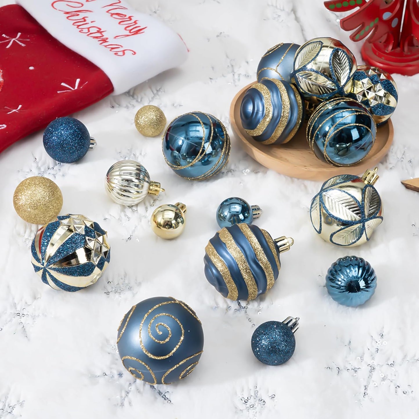 100Pcs Christmas Balls Ornaments Set, Shatterproof Christmas Decorations with Hand-held Gift Package for Xmas Tree/Holiday/Wedding/Holiday/Party Decor (Blue & Gold)