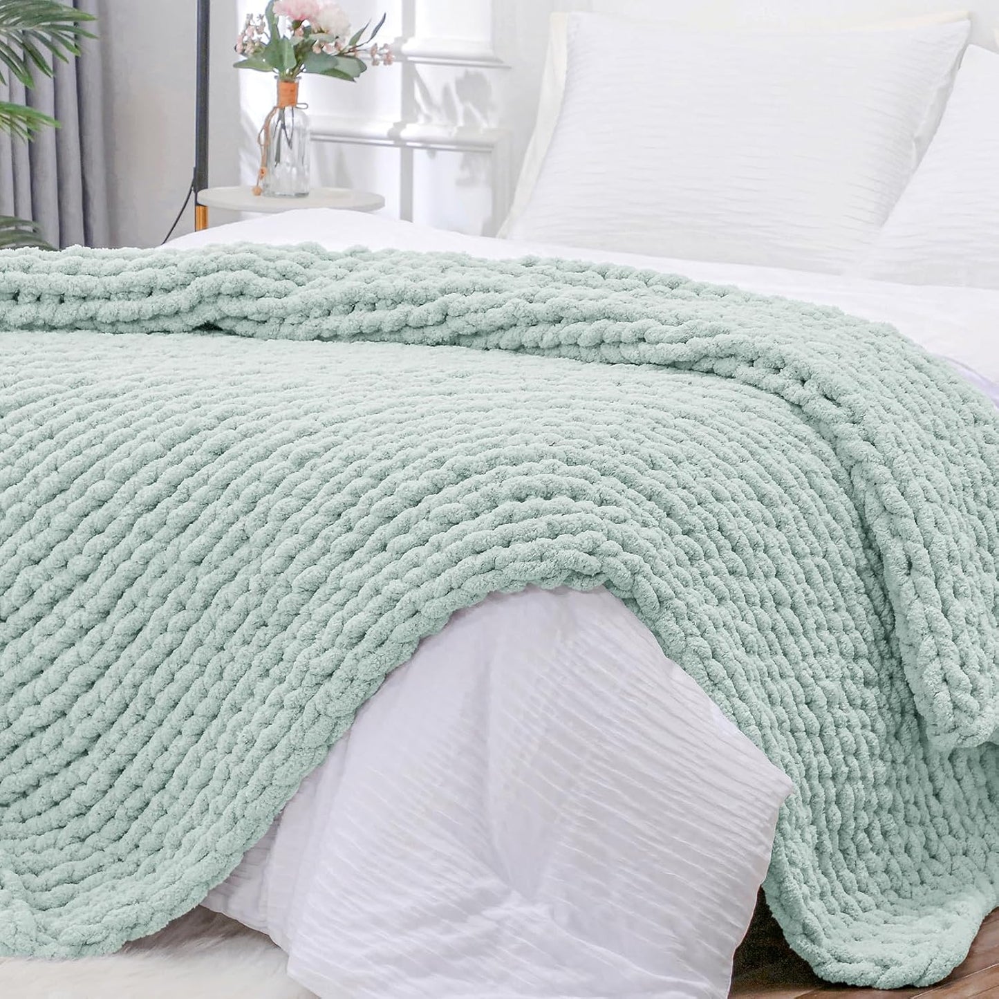 Bigacogo Chunky Knit Throw Blanket for Couch, 40x80 inches, 100% Hand Knitted with Thick Jumbo Chenille Yarn, Cozy Soft Large Rope Knot Cable Crochet Blankets for Sofa Bed Living Room, Mint