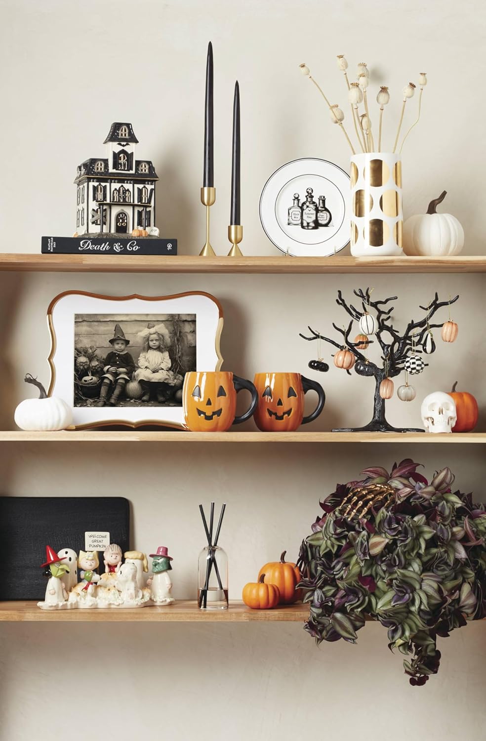 Kate Spade New York Gold Crown Point 4" X 6" Frame, 1.25 LB