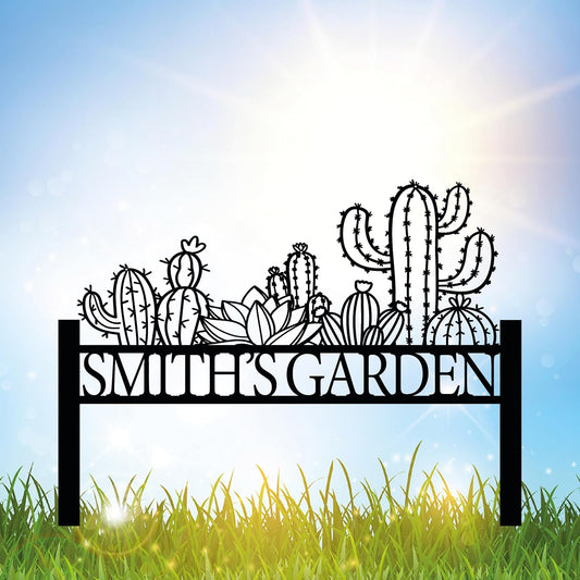 Personalized Cactus Metal Garden Sign, Large Garden Decoration Metal Sign with Stakes, Custom Gardener Family Name Sign, Cactus Decor for Outdoor, Patio Decorative, Yard Art, New Home Gift